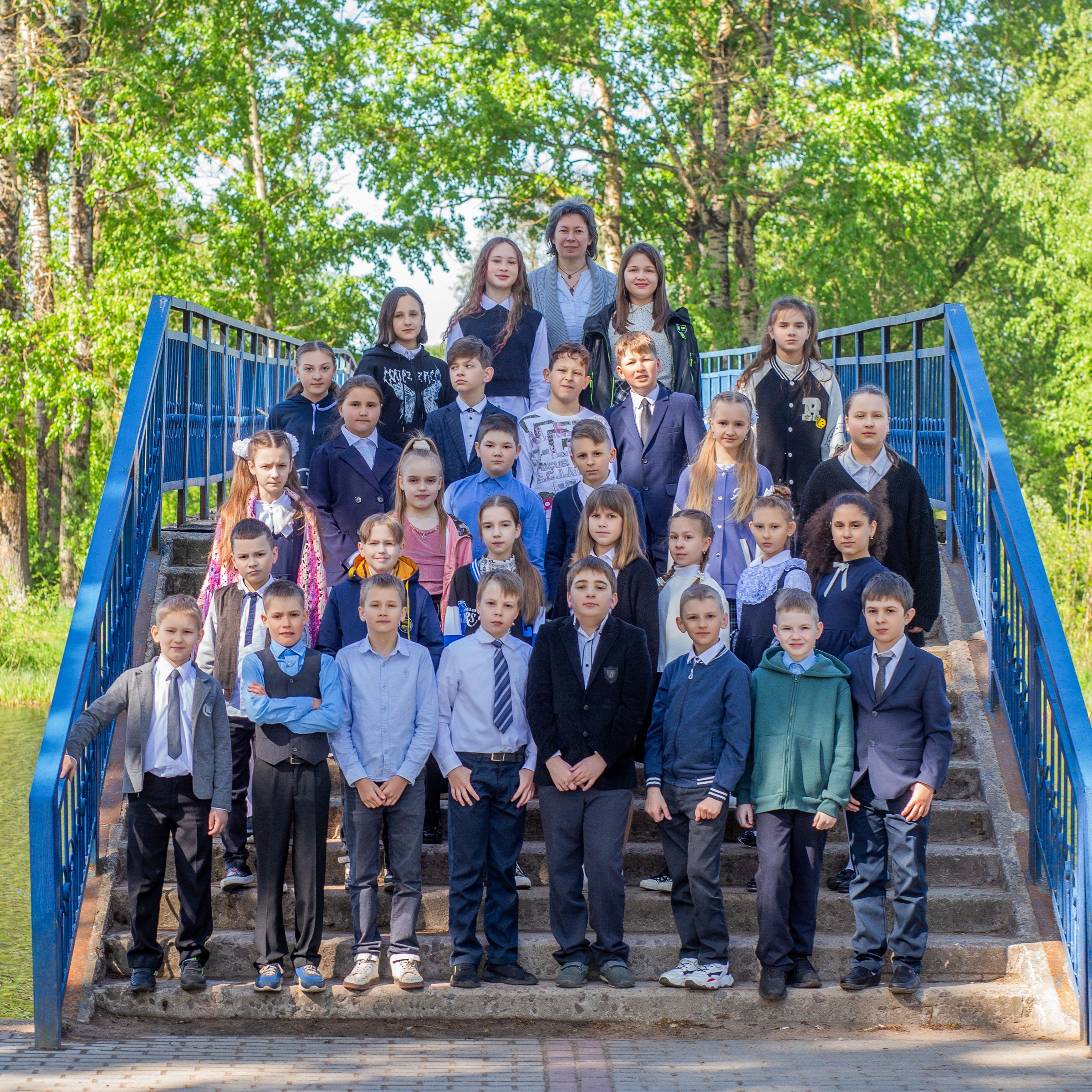 Многостраничная книга Интервью, 24 страницы «Минимализм». Студия выпускных альбомов Остров