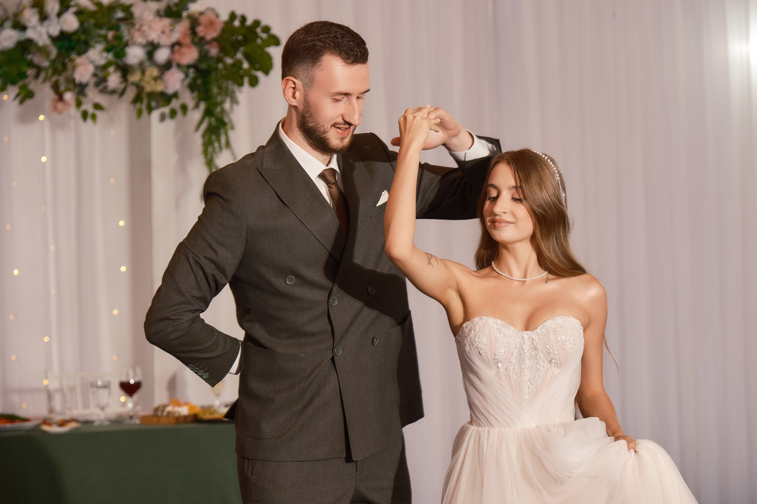 АРТЕМ И ЕКАТЕРИНА. Свадебный фотограф в Екатеринбурге Соседков Евгений