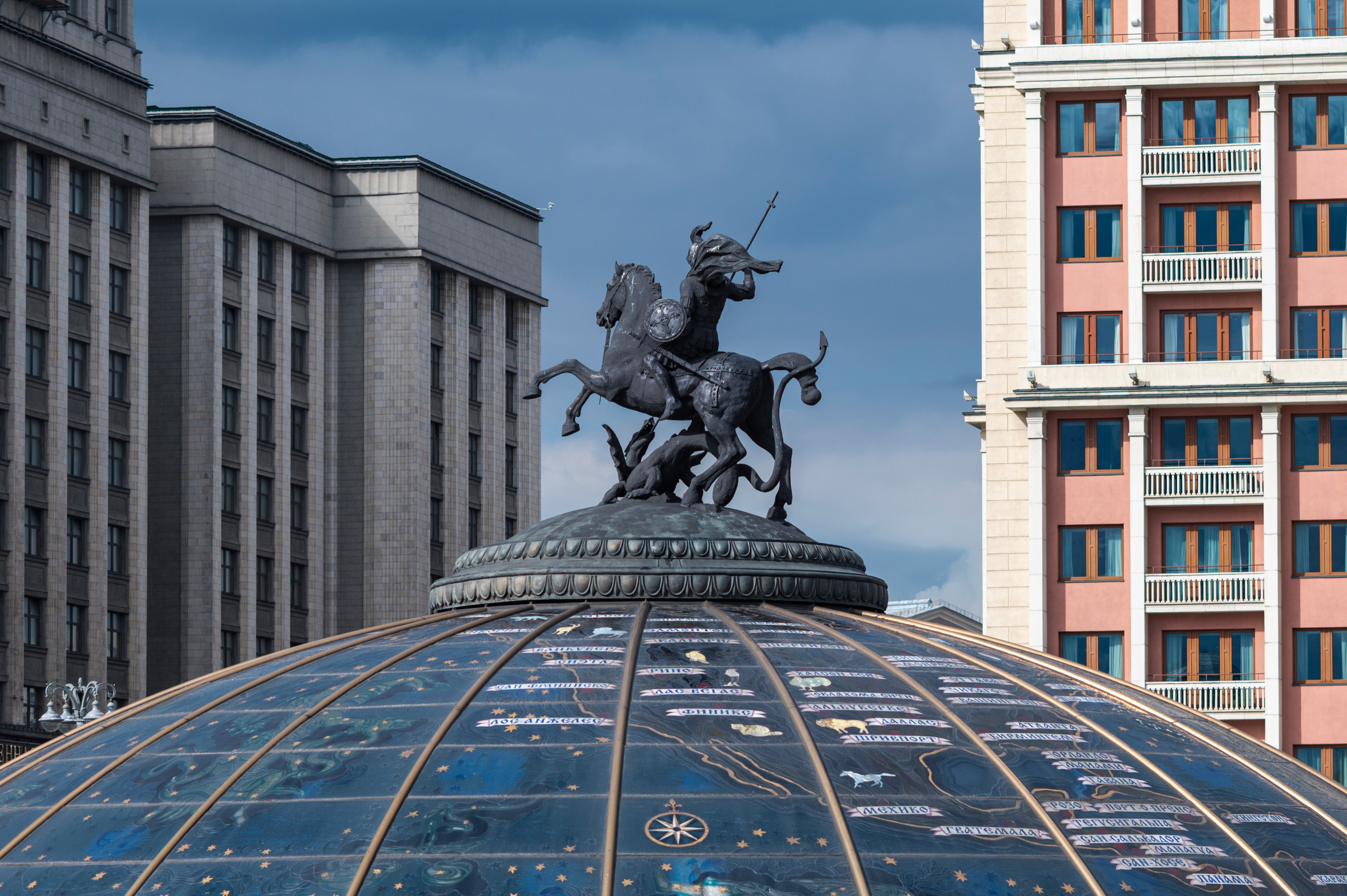 Фотопрогулка по Москве. Фотограф Роман Адлер