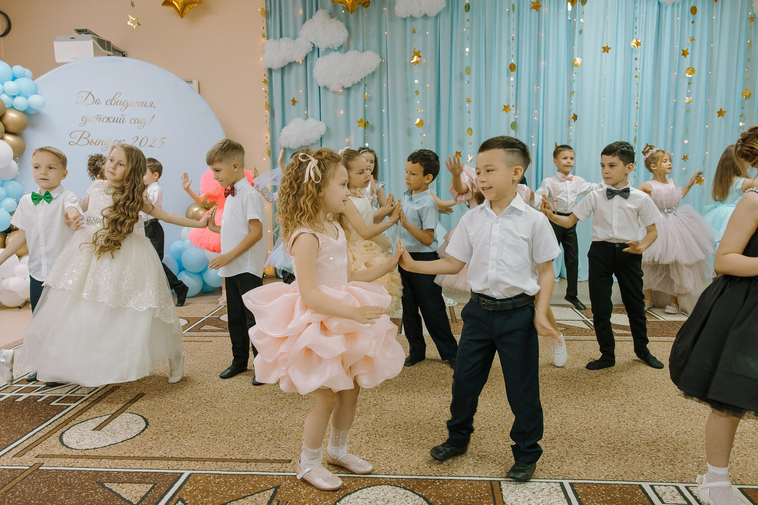 Выпускной в ДС -29. Выпускные альбомы Натальи Бутко: Новороссийск, Анапа, Геленджик