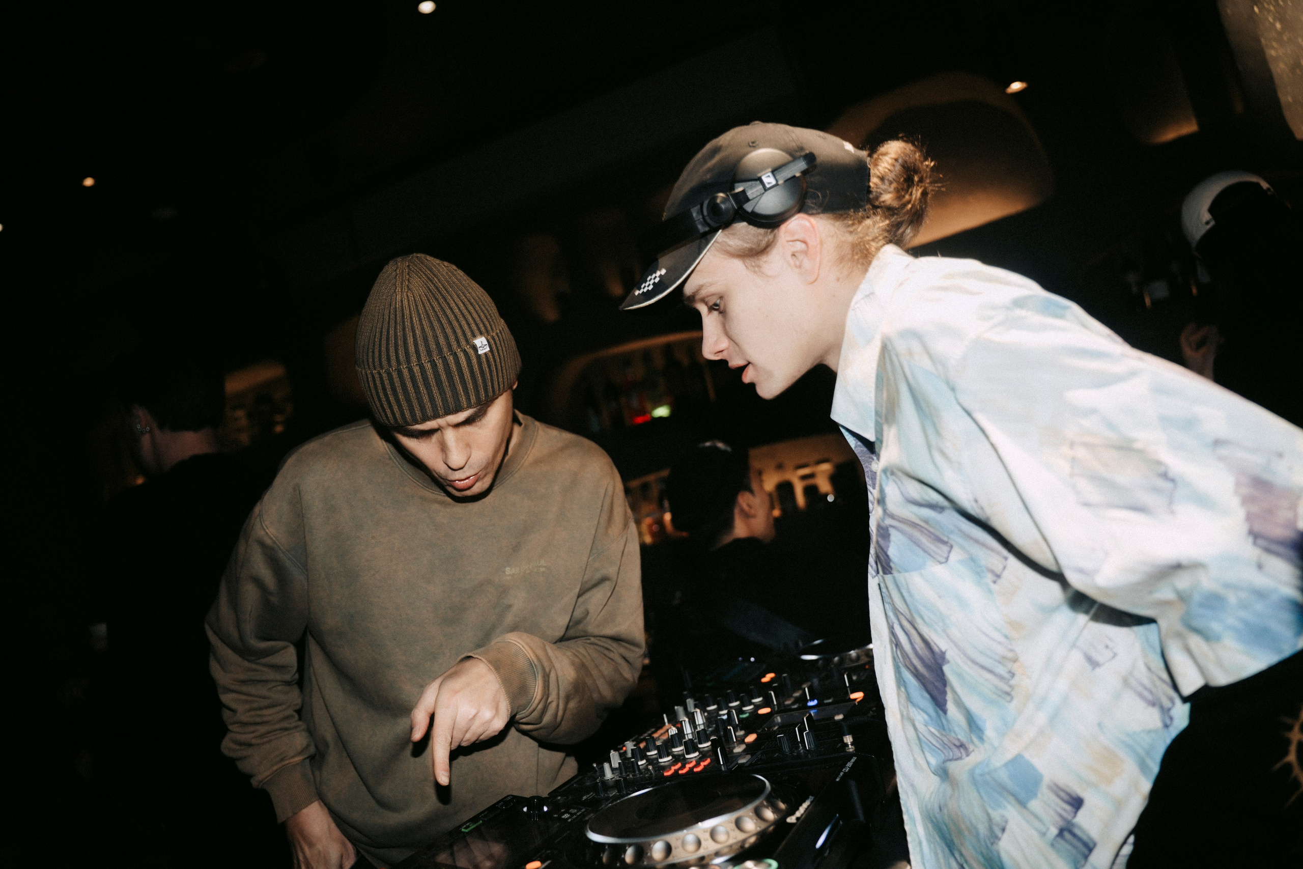 Открытие O'zbek. Главная