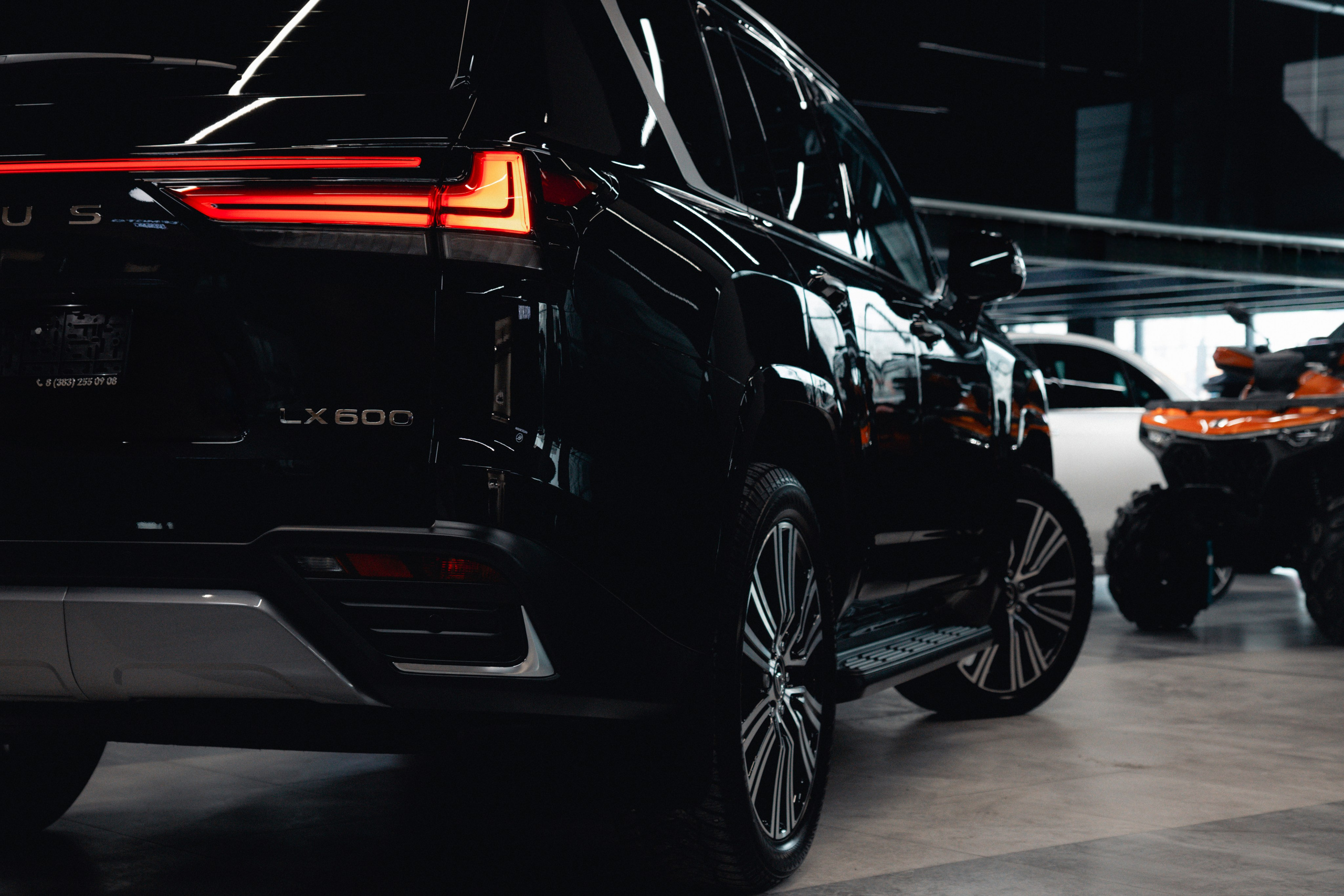 Lexus LX600. Автомобильный фотограф и видеограф в Новосибирске|Александра Косухина