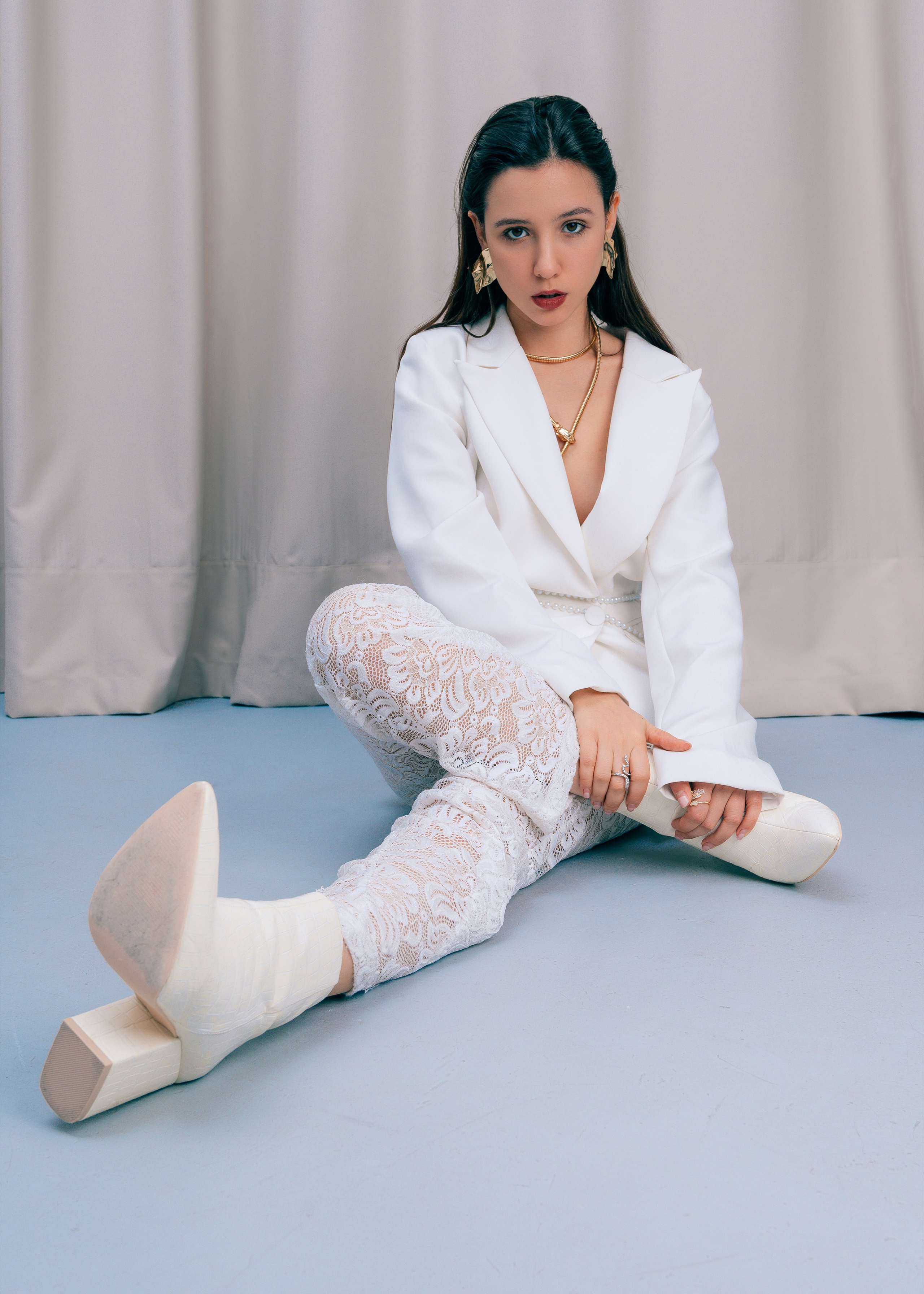 Студийная съемка для актрисы Анастасии Черенковой. Портретный фотограф в Москве Ковалева Валентина