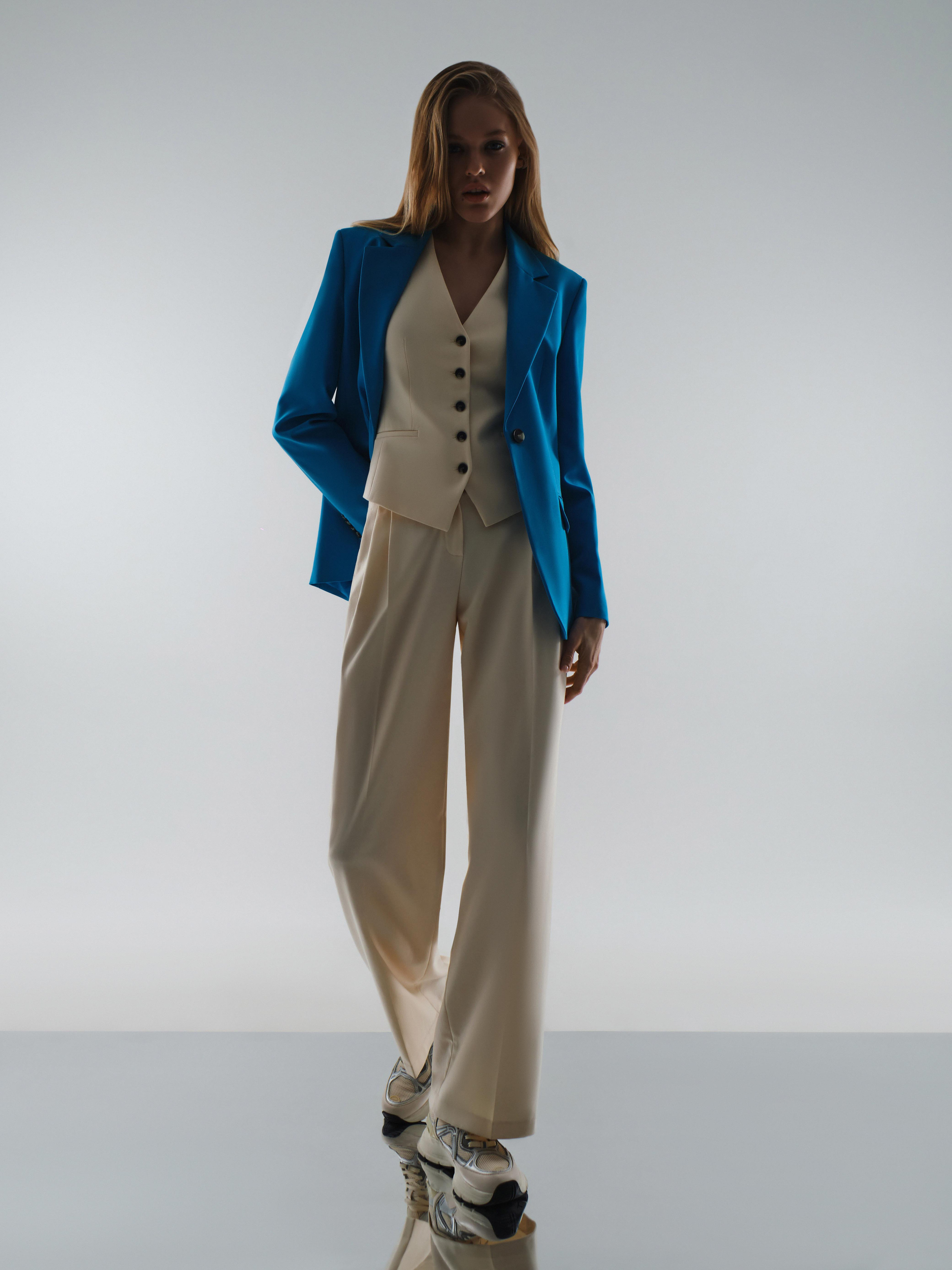 № 3. Продюсер фото и видео контента