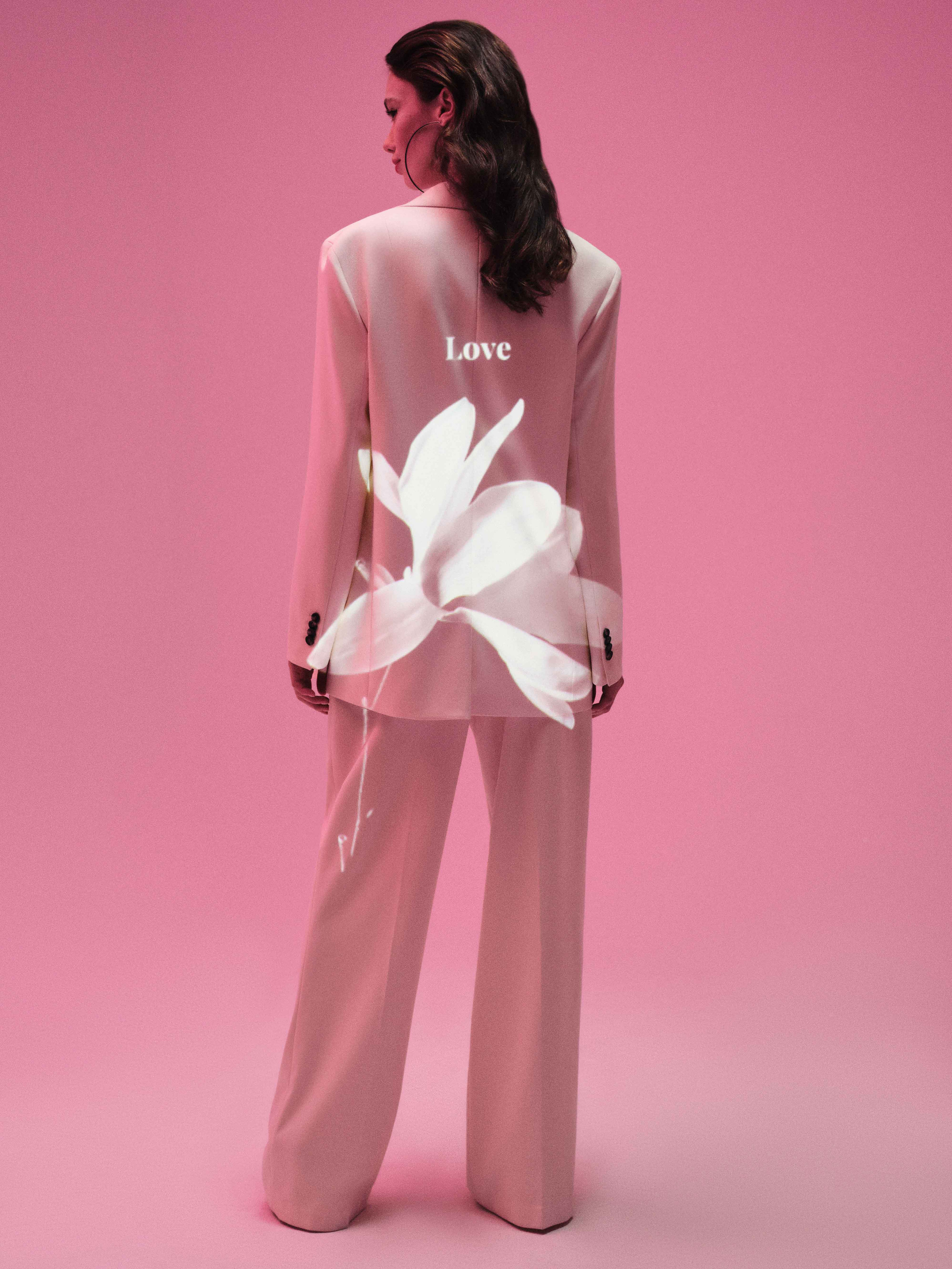 № 4. Продюсер фото и видео контента