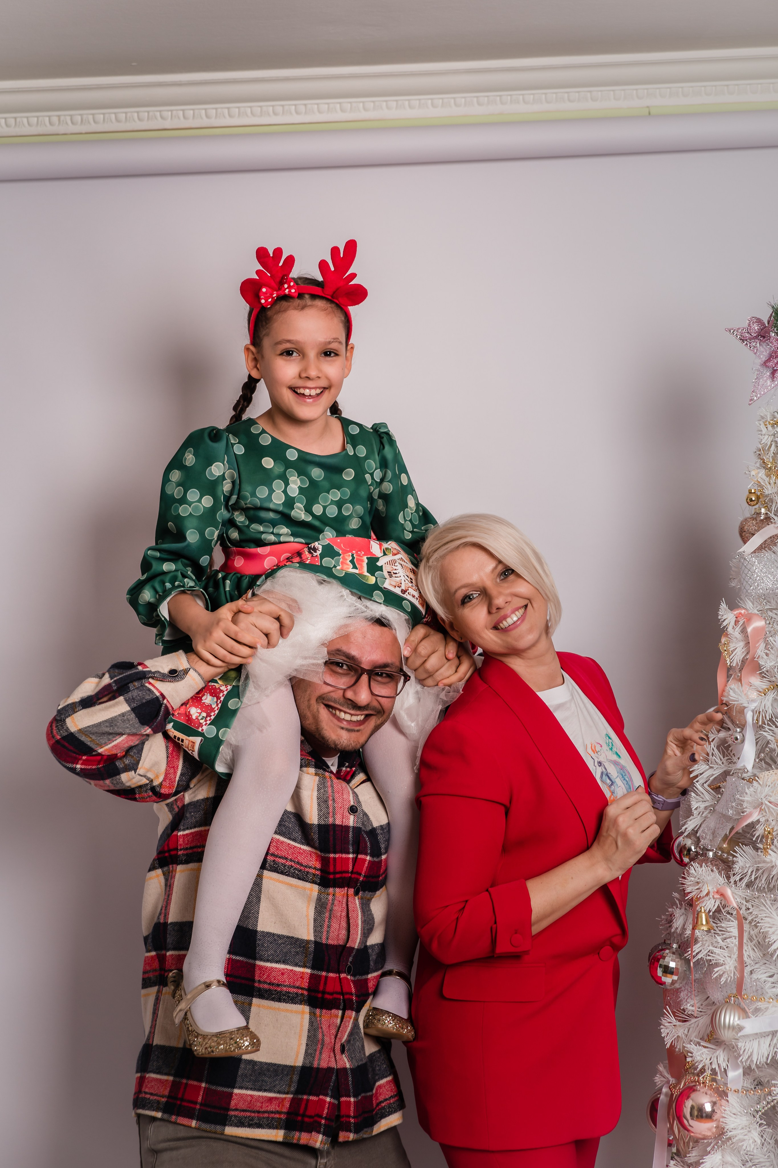 Irina&Almira&Alper. Professional family and children’s photographer in Izmir Irina Eron
