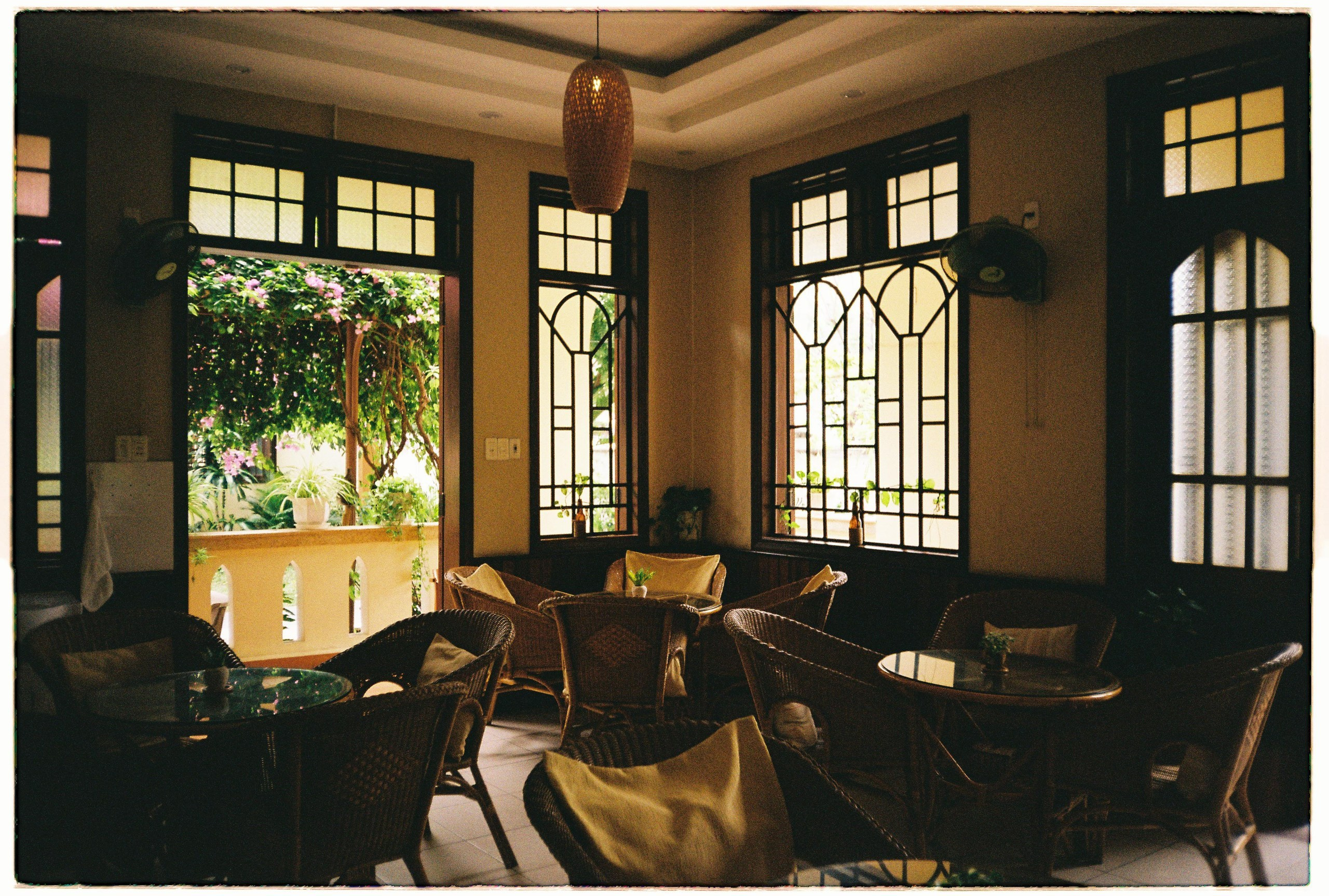 Danang visual diary. Film Photographer in Da Nang, Vietnam — Tanya Parfenteva