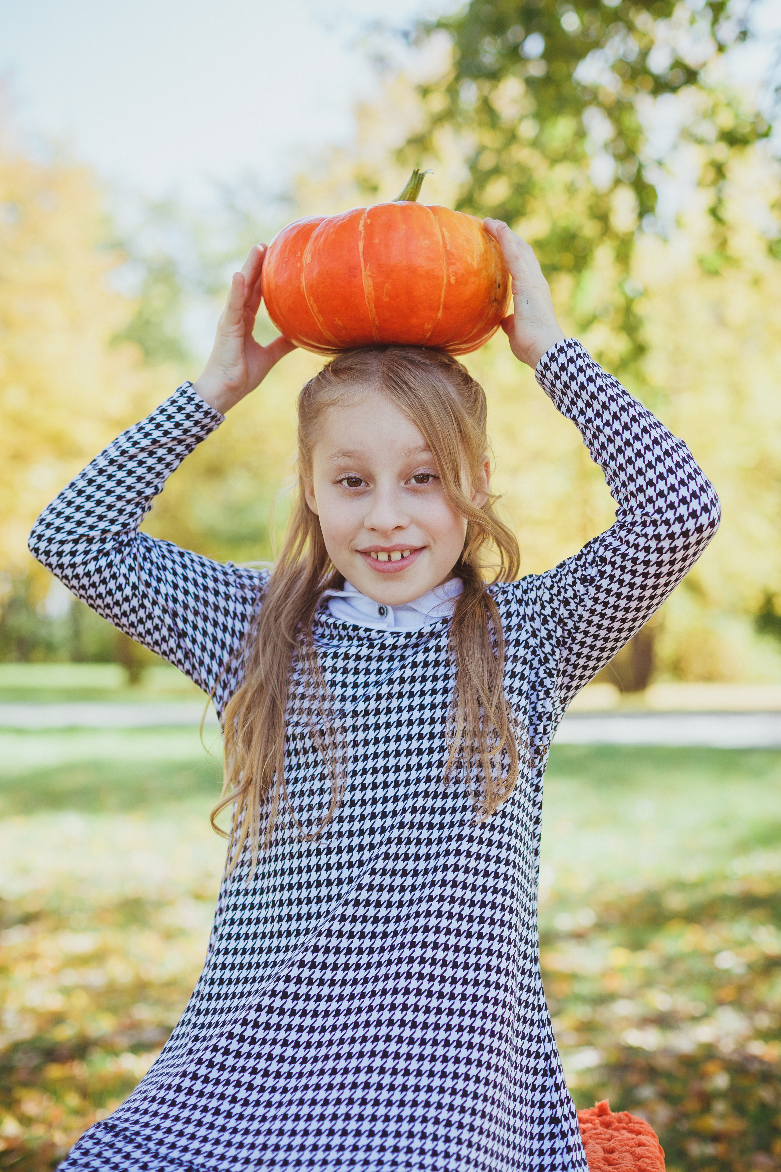 Школьная фотосессия на 31 августа. 1,2,3 сентября. Портреты детей 4-6 штук. Групповые общие 2-5 шт. Цена 450р. (1). Семейный и детский фотограф в Сухом Логу Ольга Кайгородова
