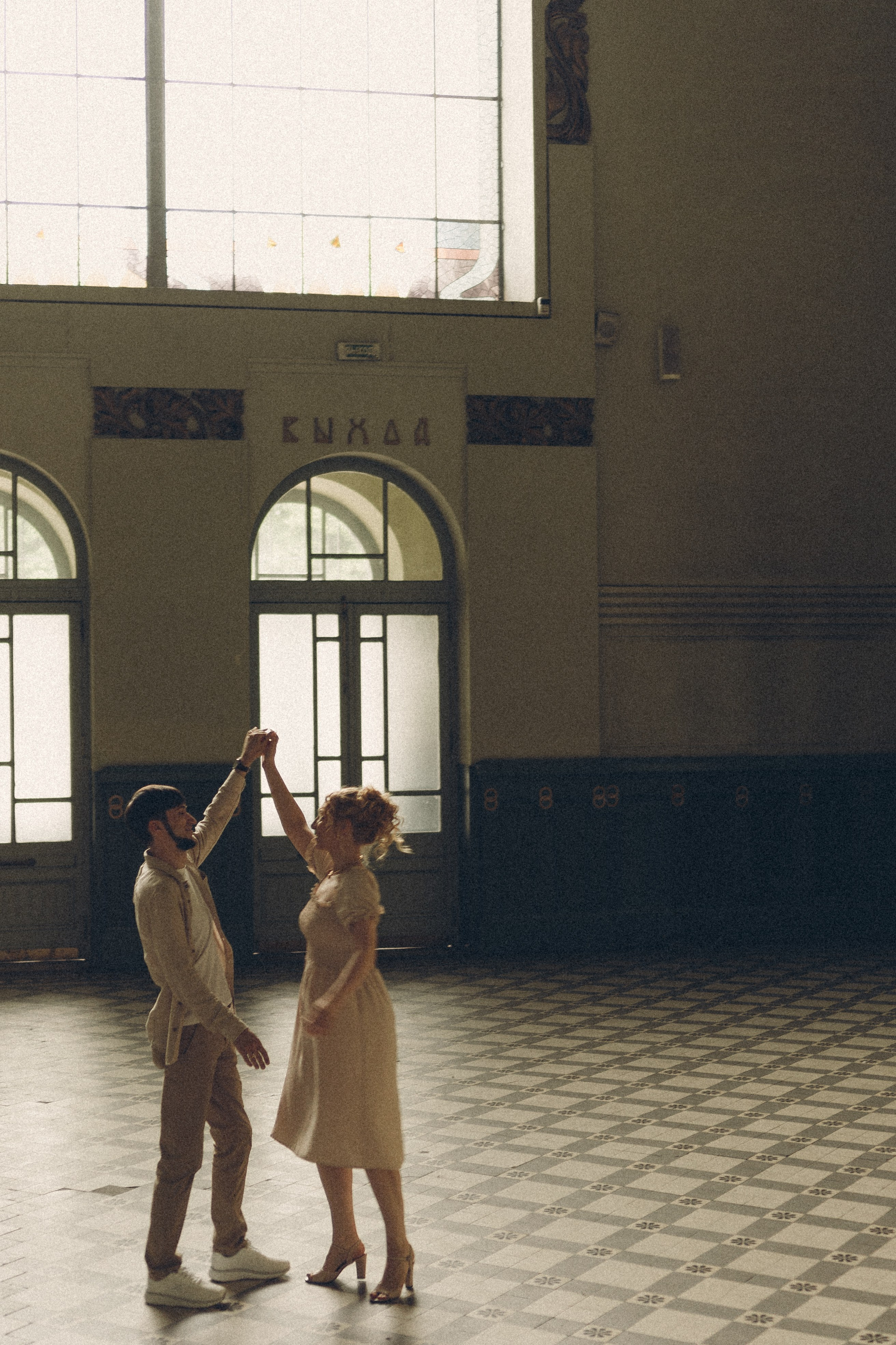 ПРОГУЛКА НА ВИТЕБСКОМ ВОКЗАЛЕ. Профессиональный фотограф, Санкт-Петербург — Виктория Богомолова