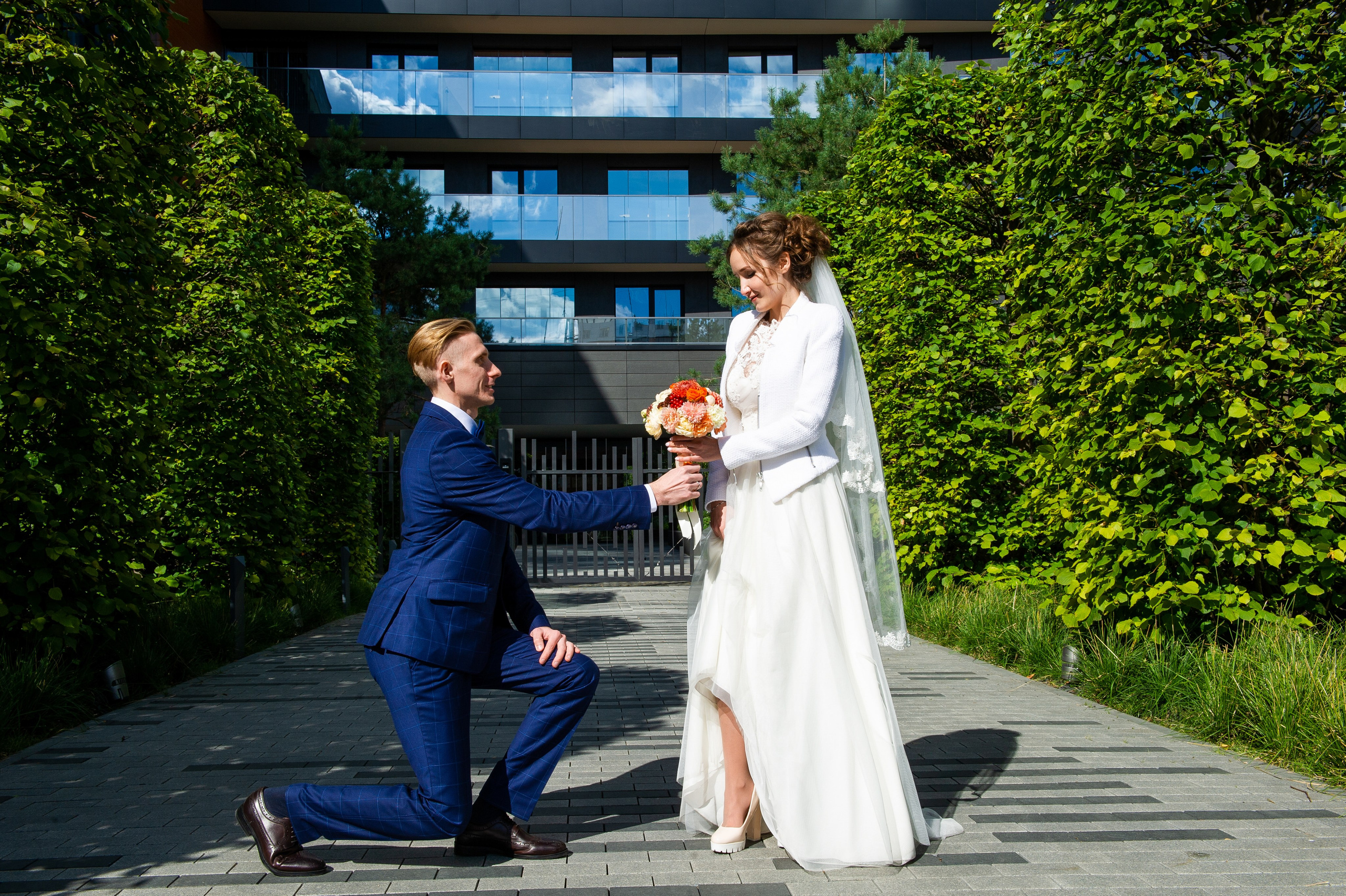 Саша и Арина. Семейный и женский фотограф, контент фотосессия в Екатеринбурге