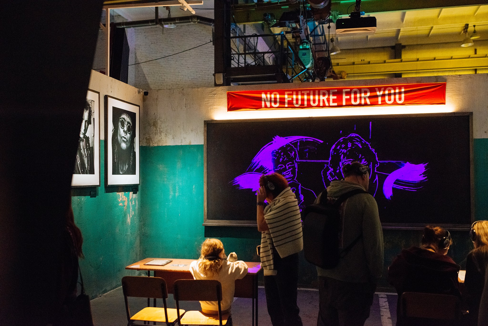 Выставка Панк-культура. Король и Шут. Репортажный фотограф в Санкт-Петербурге Анастасия Клёпова