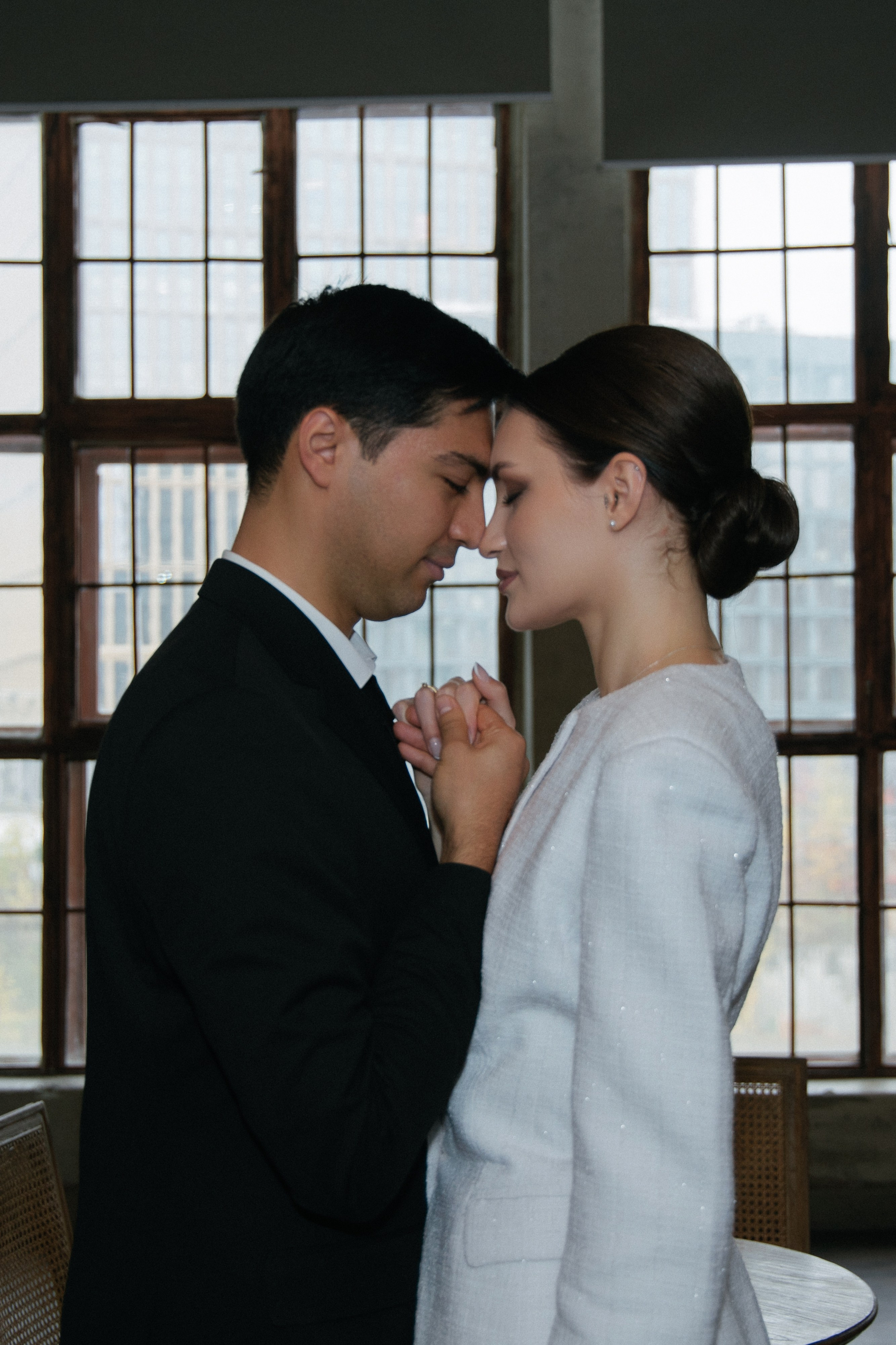 Без лишнего. Свадебный фотограф Марина Пескова | душевная и кинематографичная съёмка в Москве и России