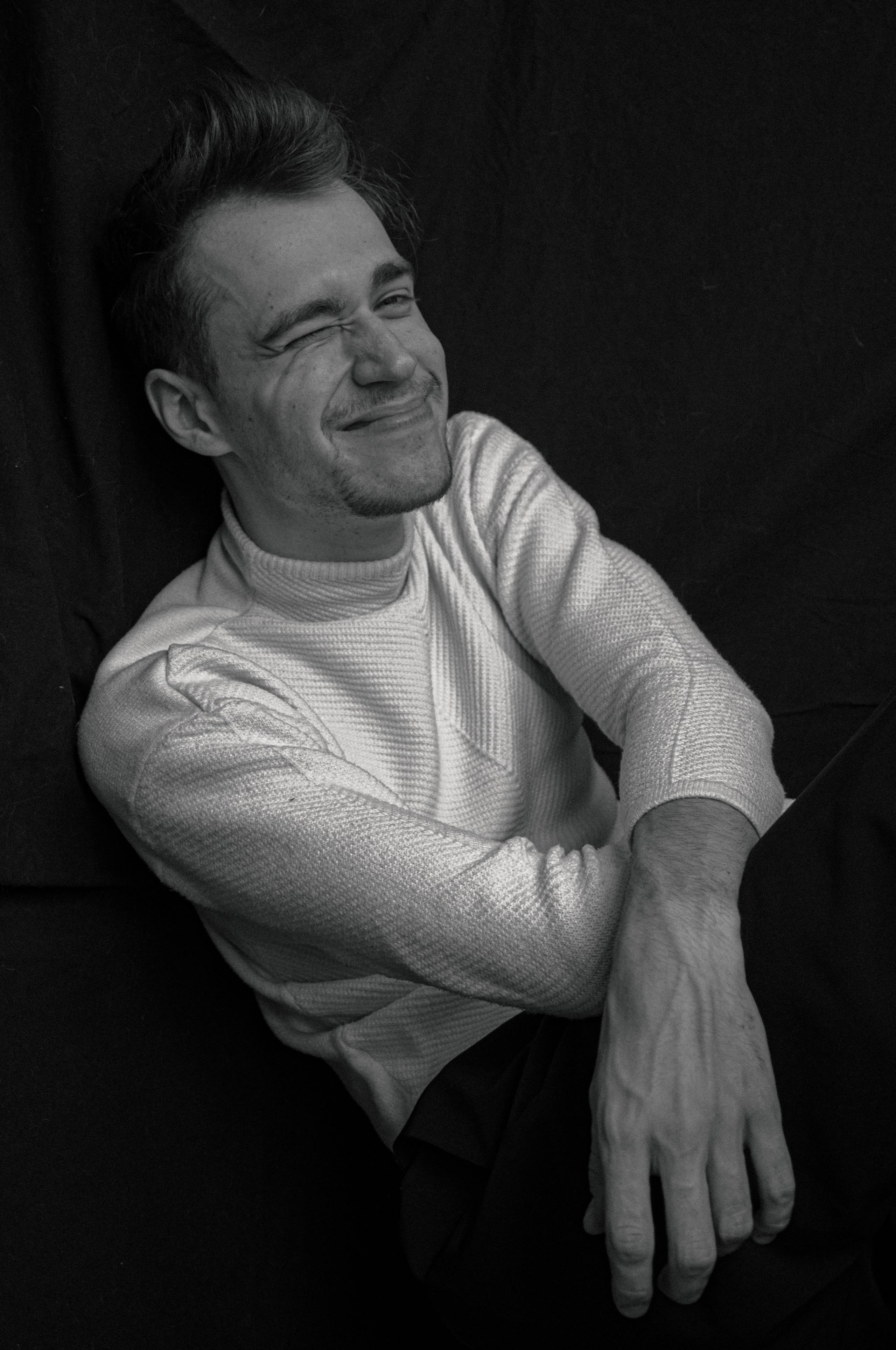 Dialog. DINA MOREVA photography