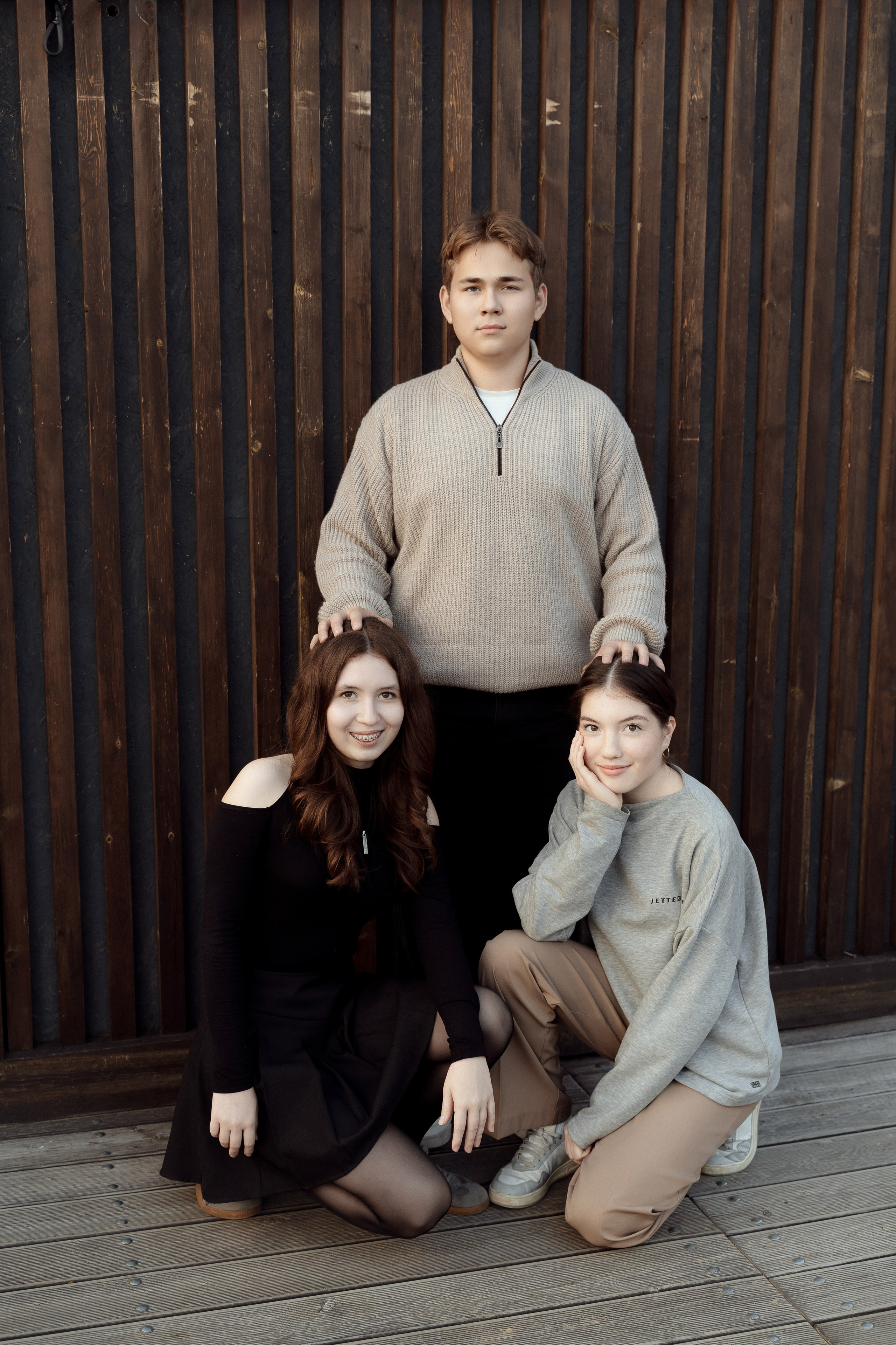 Фотосессия осенью в парке. 11 класс. Фотограф Ким Наталья в Красноярске