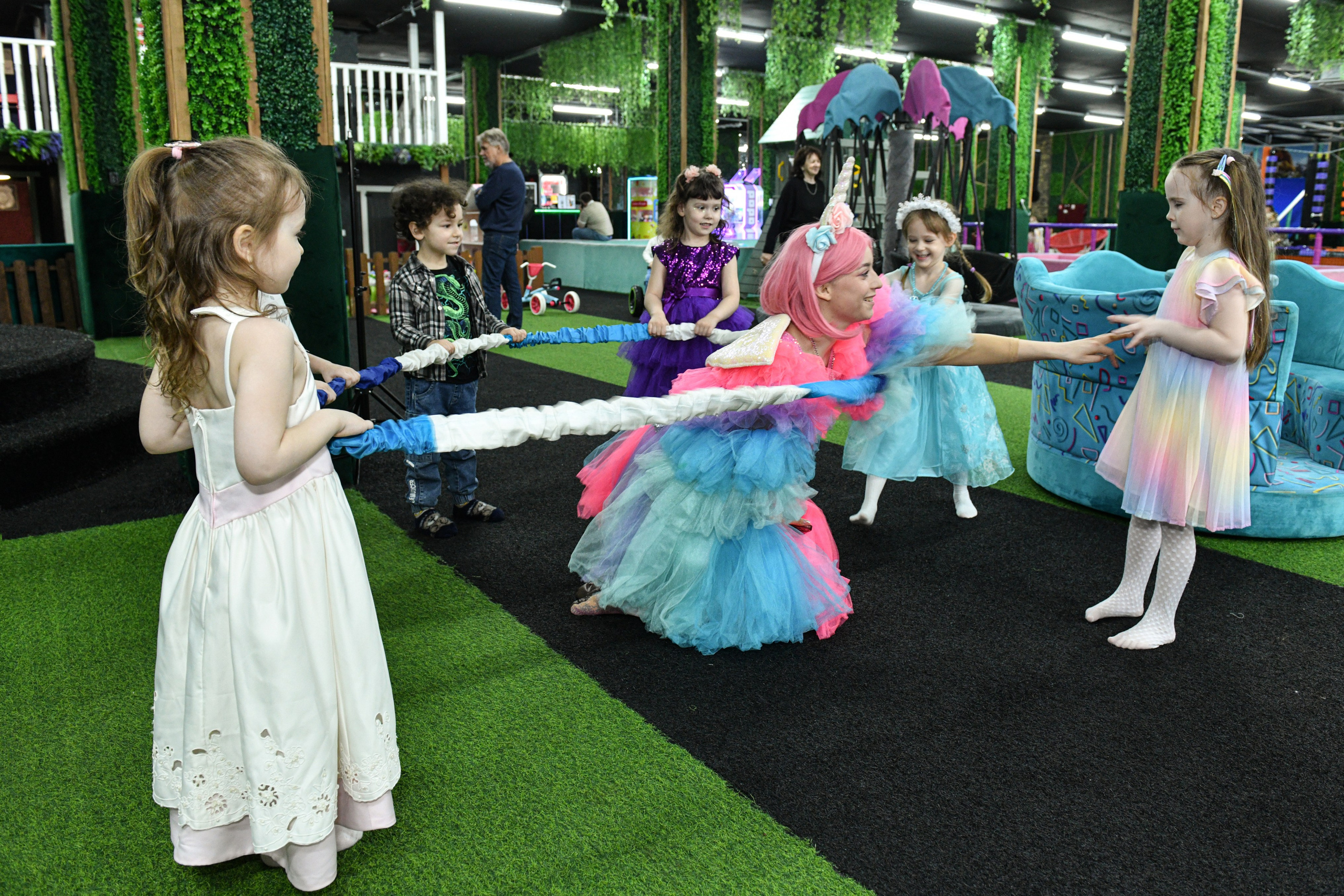 День рождения Саши. Kids Casle. Фотограф Крещения и Венчания в Москве и МО