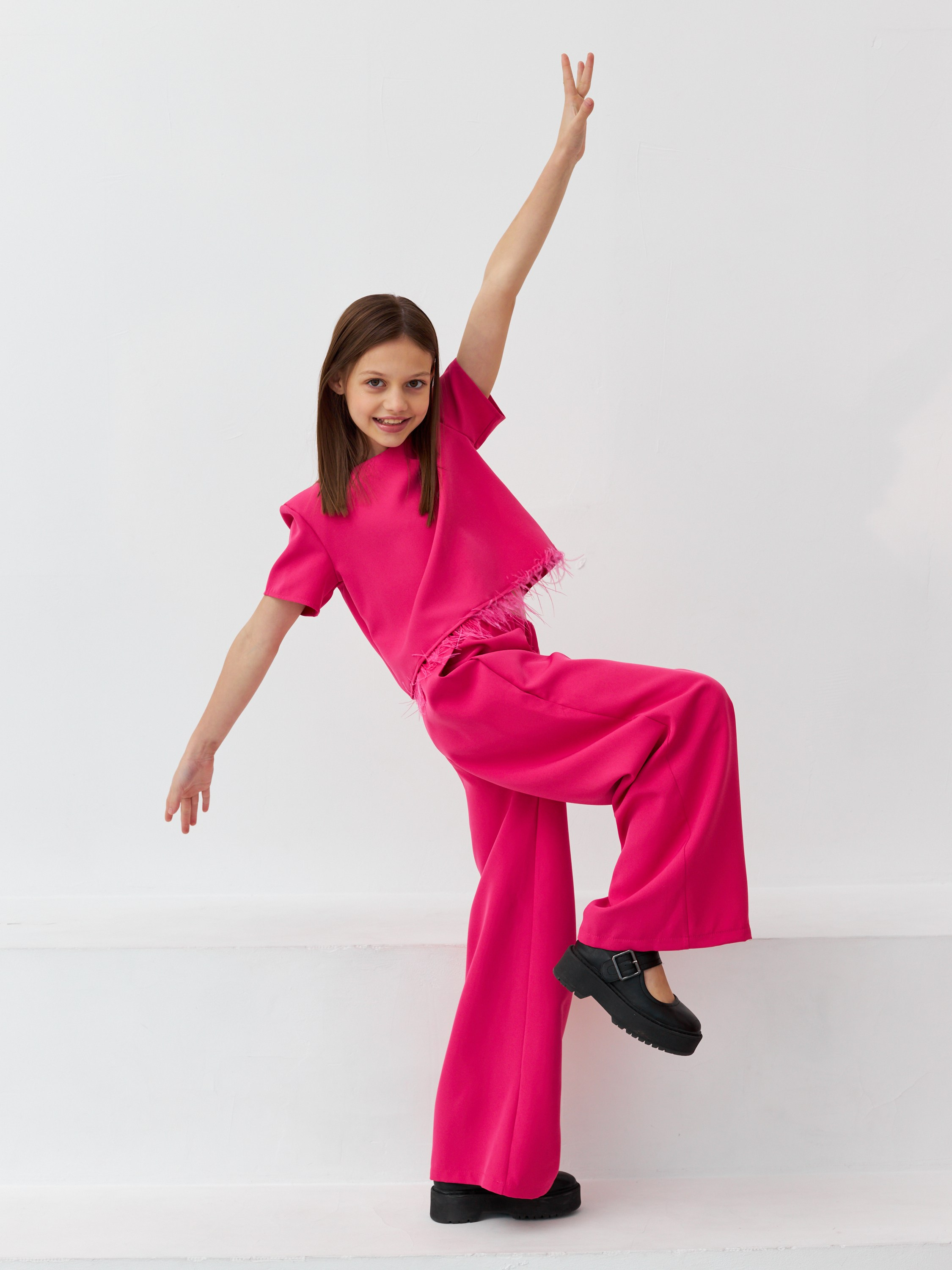 Фотосъемка детских новогодних костюмов Екатеринбург Wildberries ВБ Ozon Озон фотосессия детей Екб заказать цена фотосъемка товара WB карнава. Фотограф Екатеринбург Анастасия Жерновская | Маркетплейсы и нейрофото