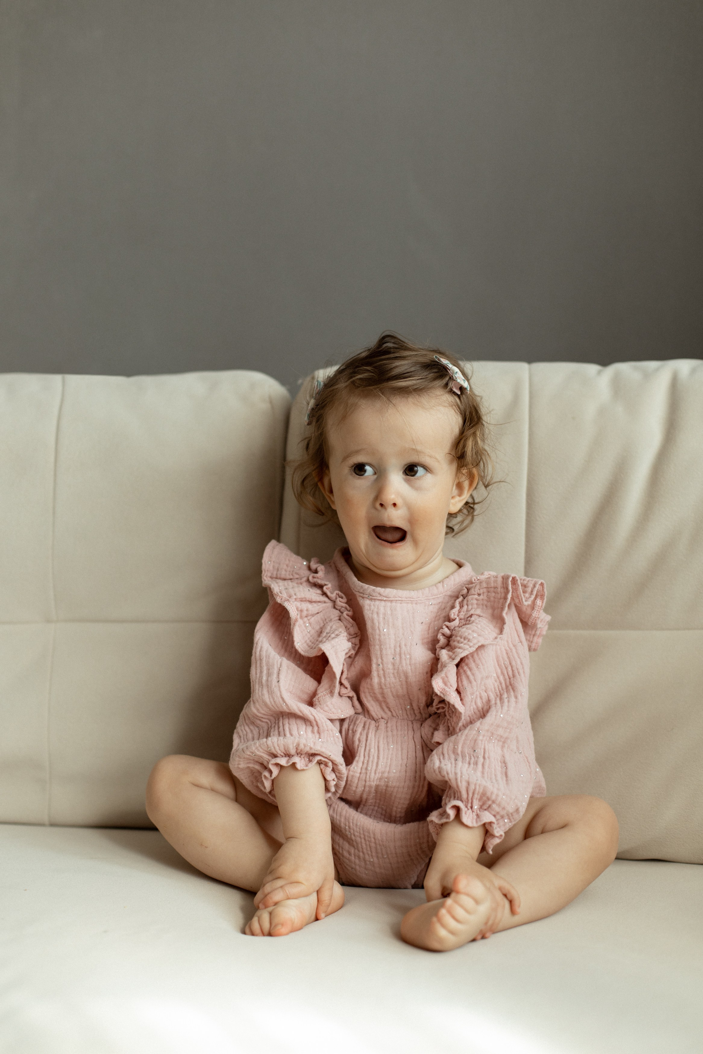 Домашняя фотосессия мама и дочка. Семейный фотограф Челябинск