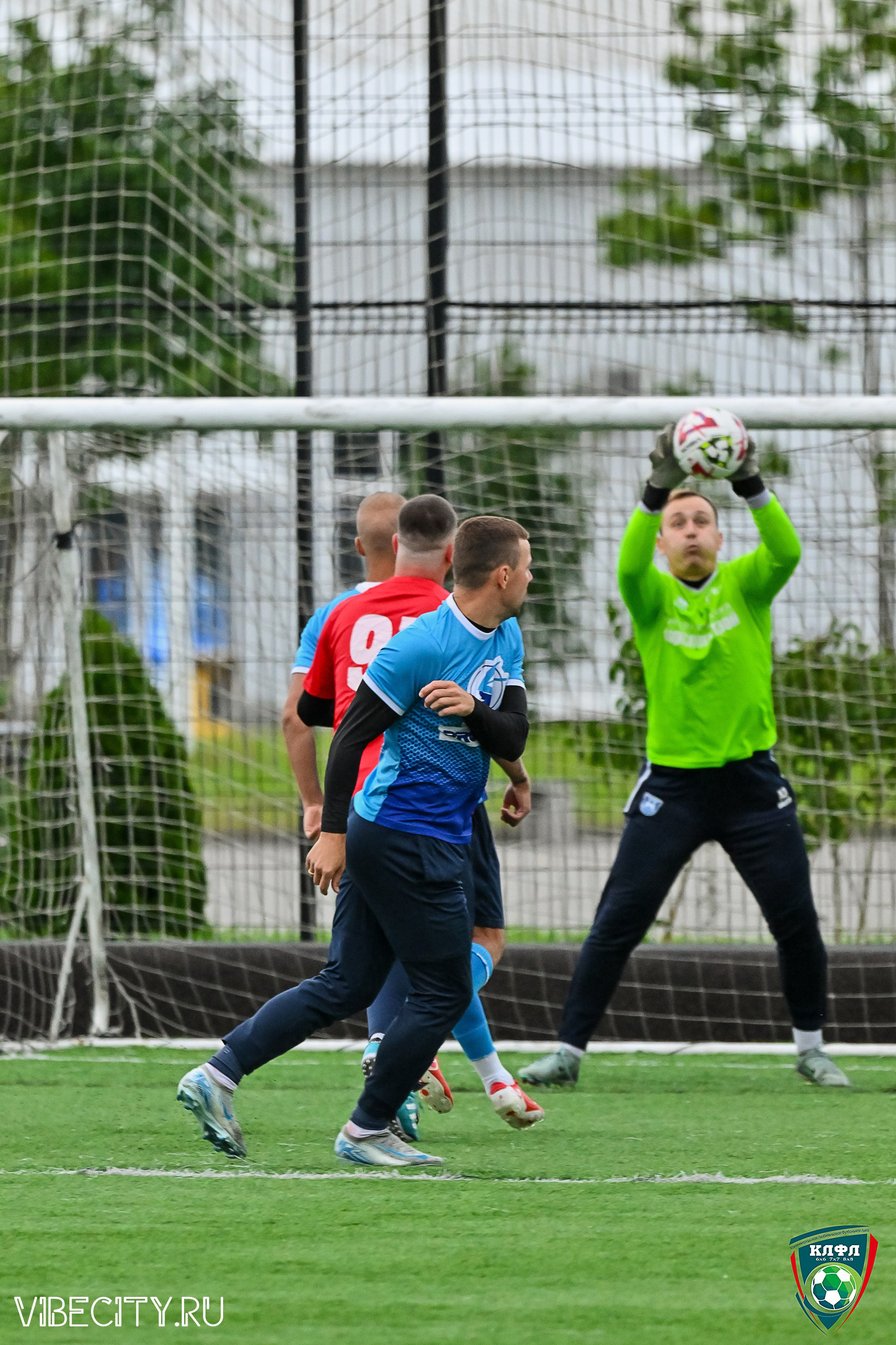 ФИНАЛЬНЫЕ МАТЧИ ПЛЕЙ-ОФФ XXl ЛЕТНЕГО КУБКА КАЛИНИНГРАДСКОЙ ЛФЛ. VIBECITY.RU Вайб Сити Ру Фоторепортажи Фотоотчеты Калининград