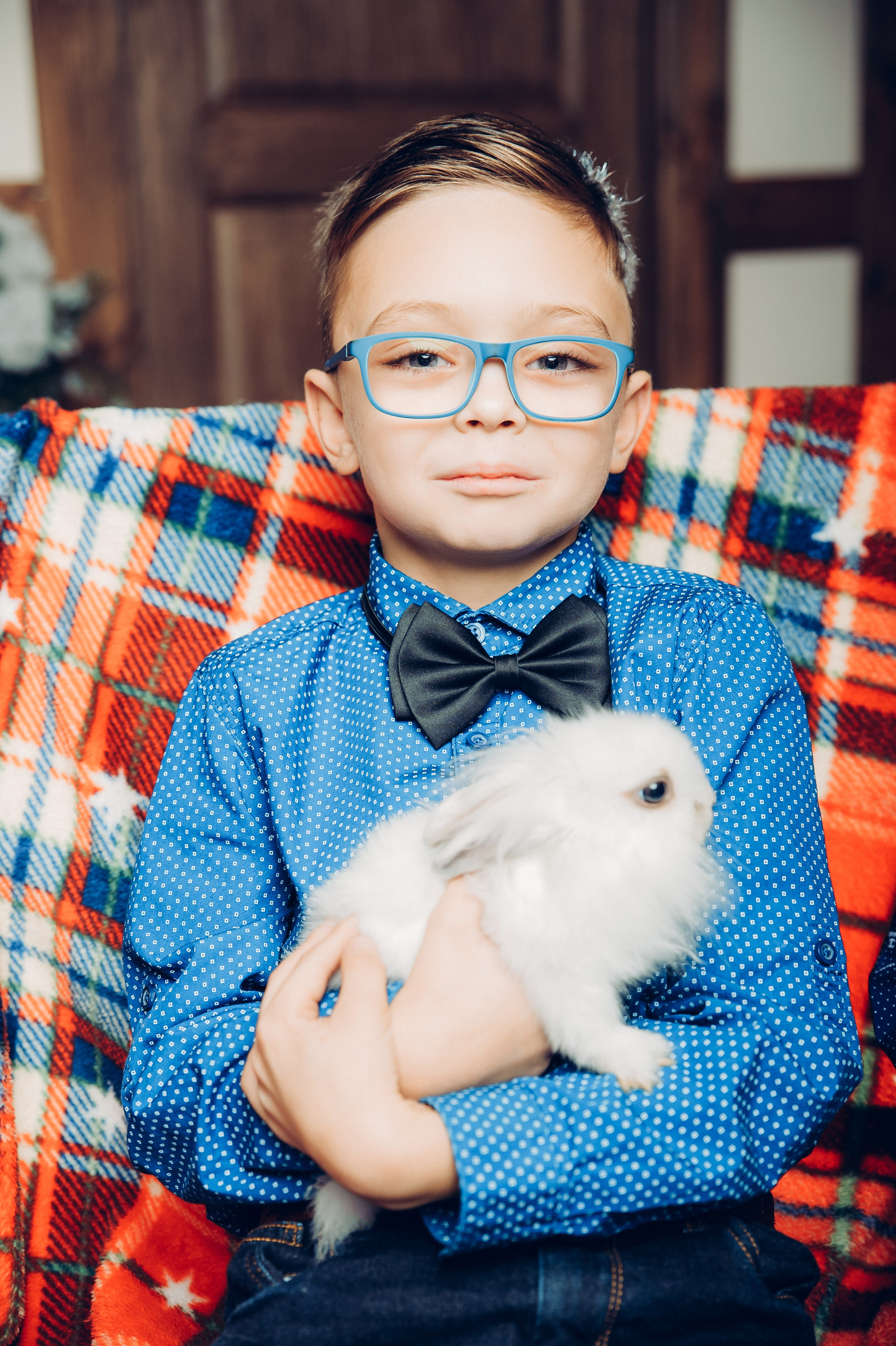 Новогодняя фотосессия в студии, дети, кролики в студии