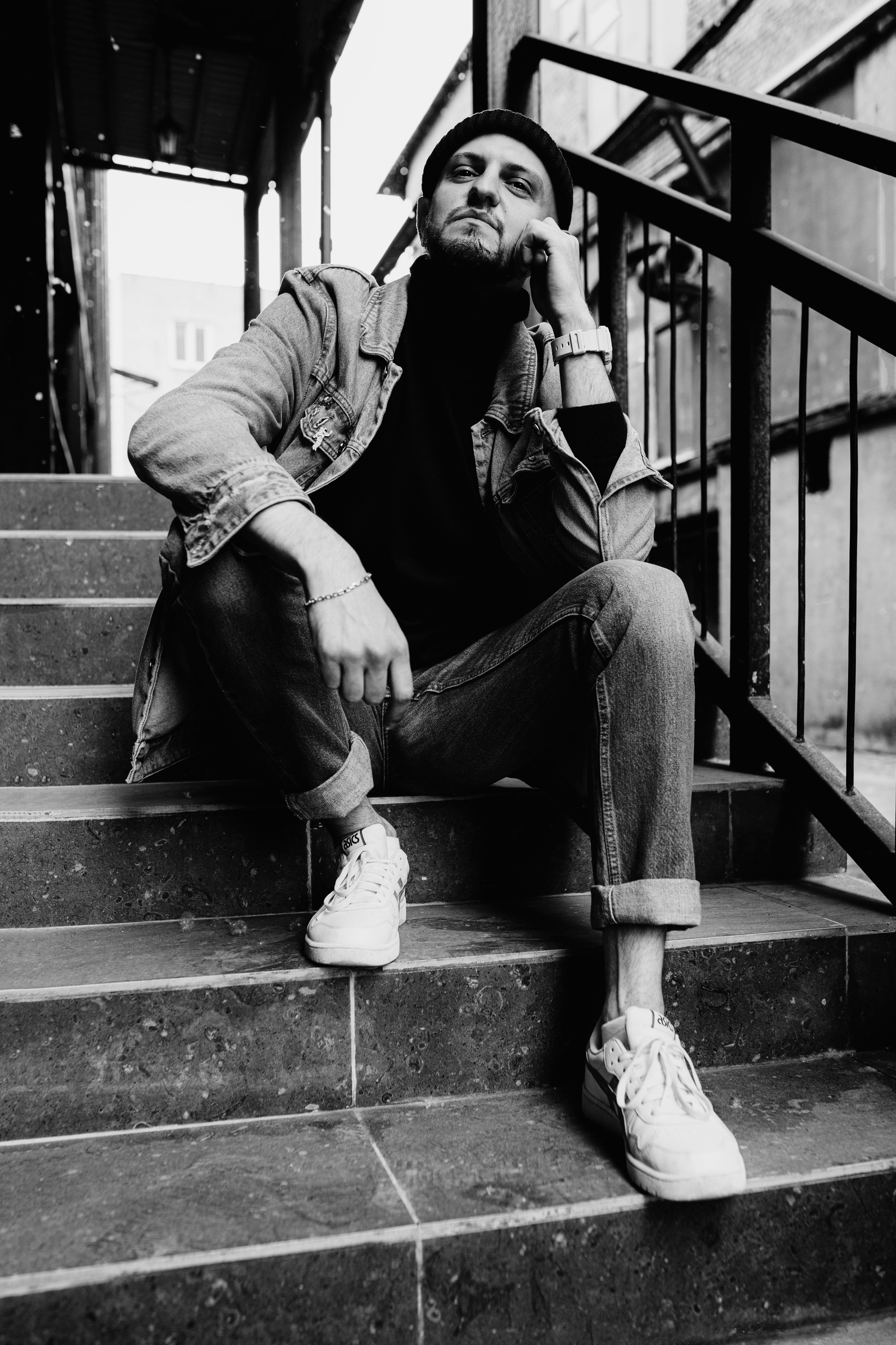 Денис. Портретный фотограф Александра Птица. Снимаю истории о вас