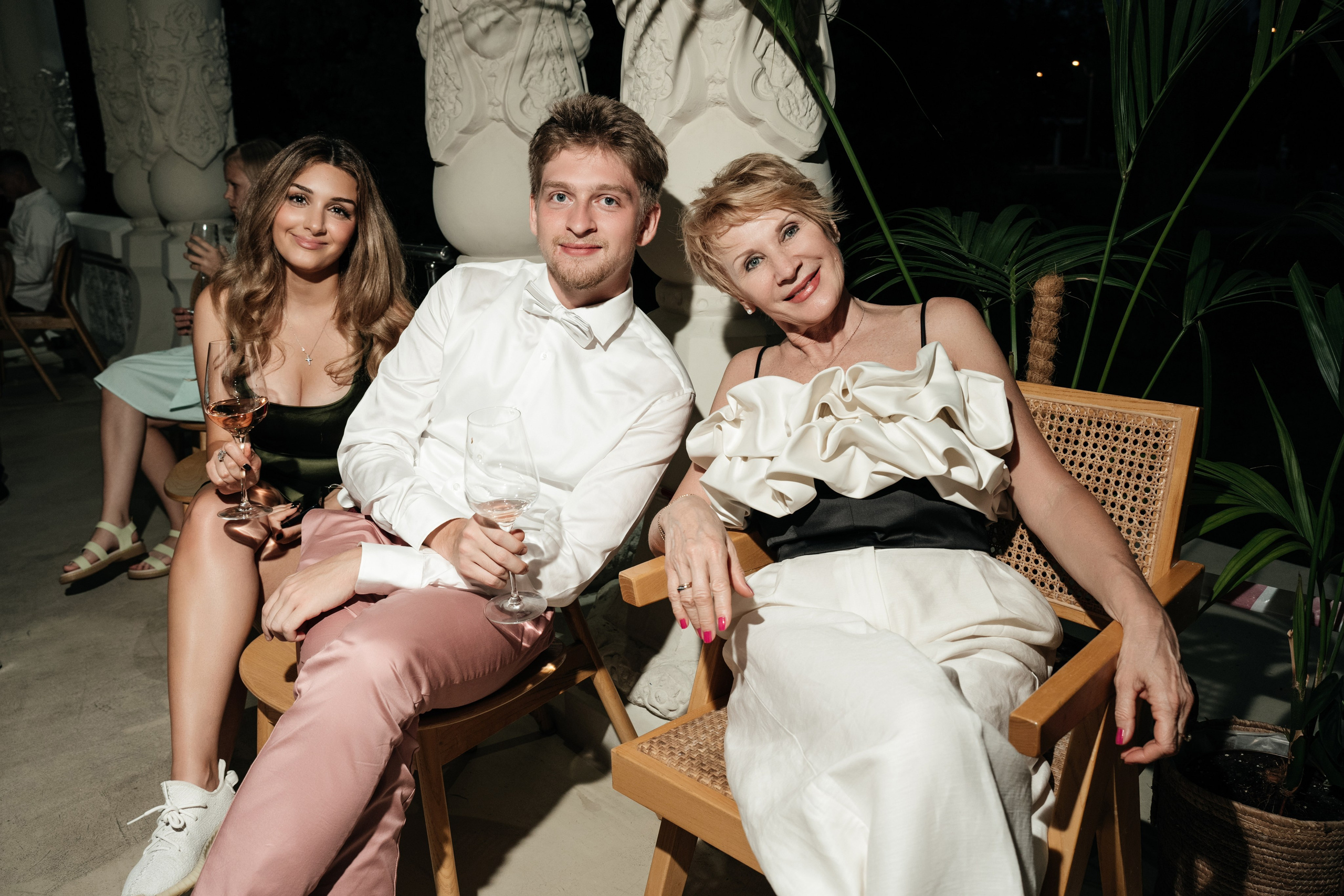 Ресторан Домик в саду, ВДНХ. Свадебный фотограф Москва Александра Аверкова