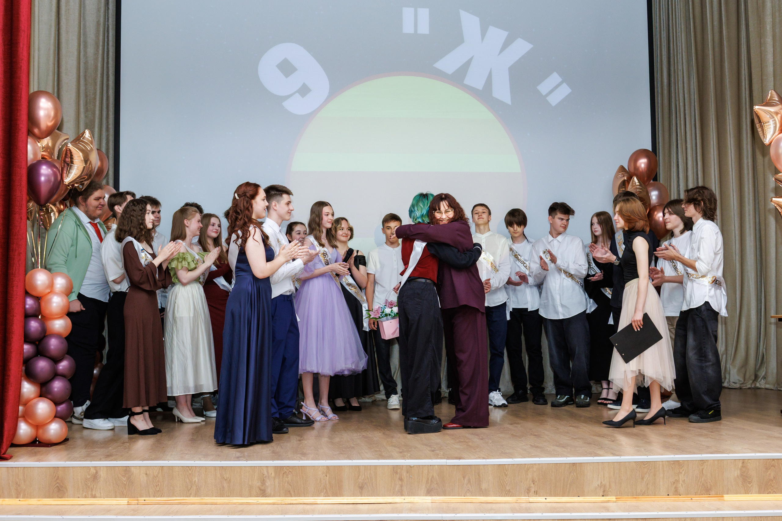 9 класс / Выпускной / Гимназия № 1558 / г. Москва. Детский и семейный фотограф Мария Киселёва. Москва