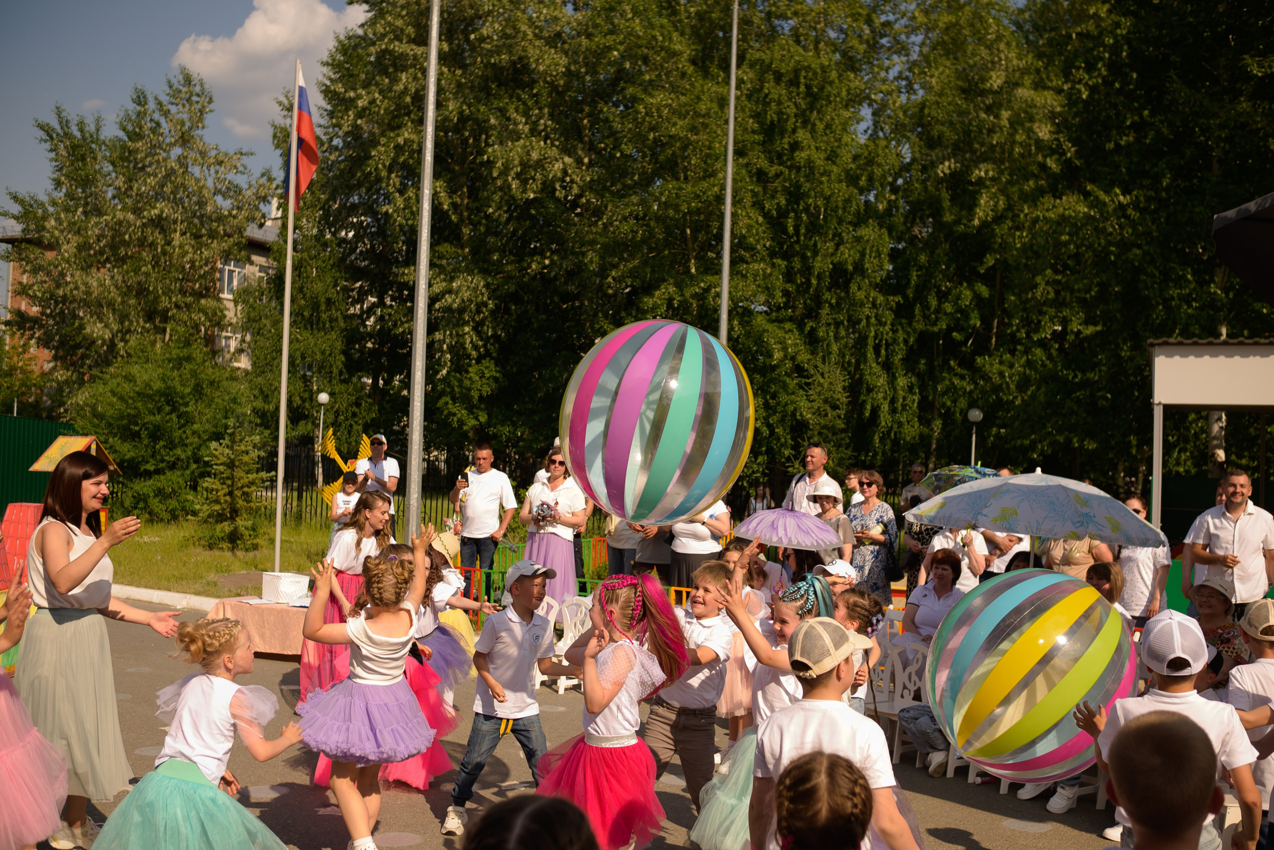 Репортаж выпускного группа «Фантазёры» 3 садик. Фотограф новорожденных, семейный детский в Тюмени Татьяна Морозова