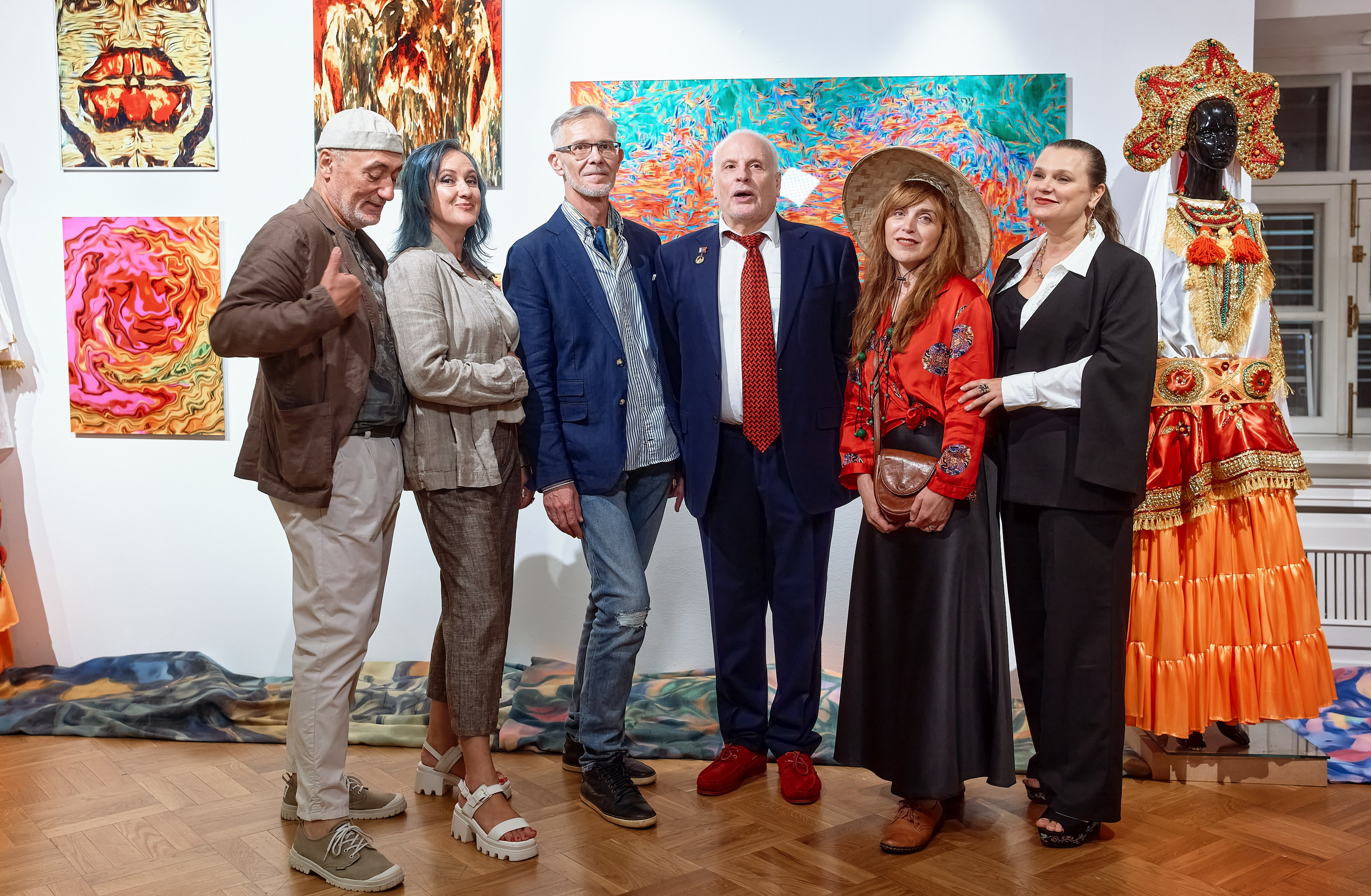 «Сказки 4-х стихий», во Всероссийском музее декоративного искусства. Авторская керамика в Москве, художник Екатерина Кудряшова