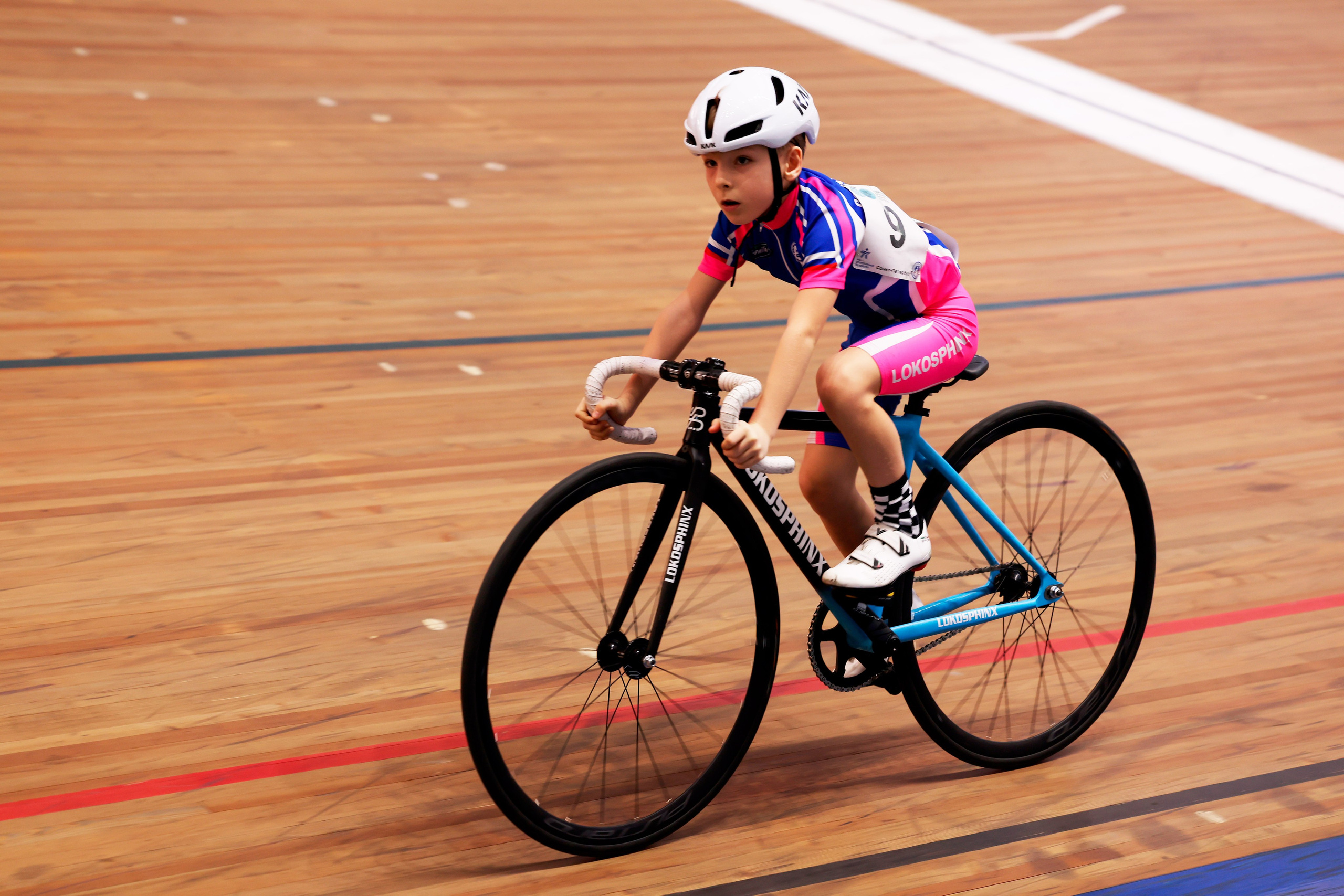 Пятый этап Региональных соревнований по велоспорту на треке (Гит, Скретч) 15.03.2025. Спортивный и репортажный фотограф Антон Тереханов