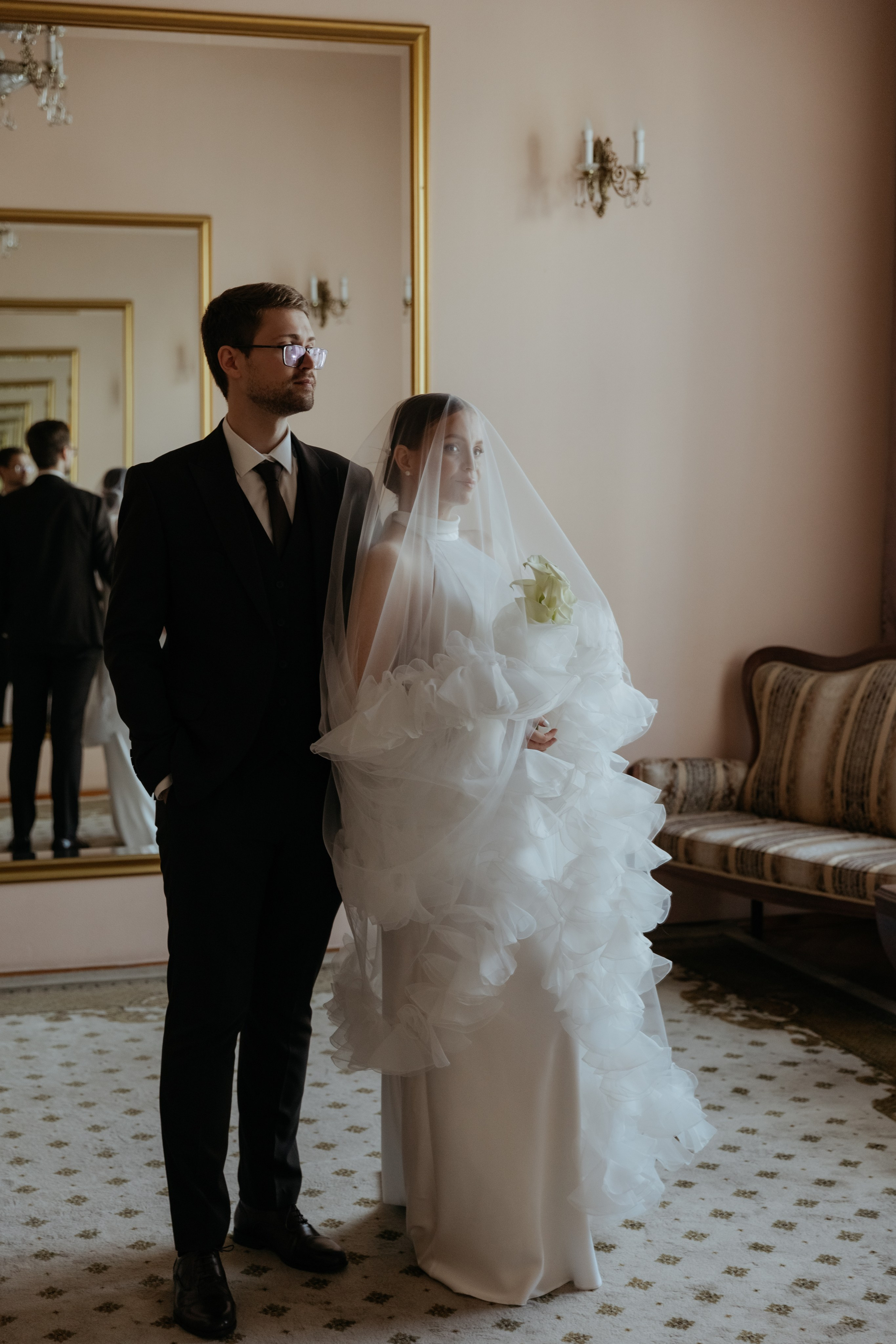 Двери Петроградки. Свадебный и репортажный фотограф в Санкт-Петербурге