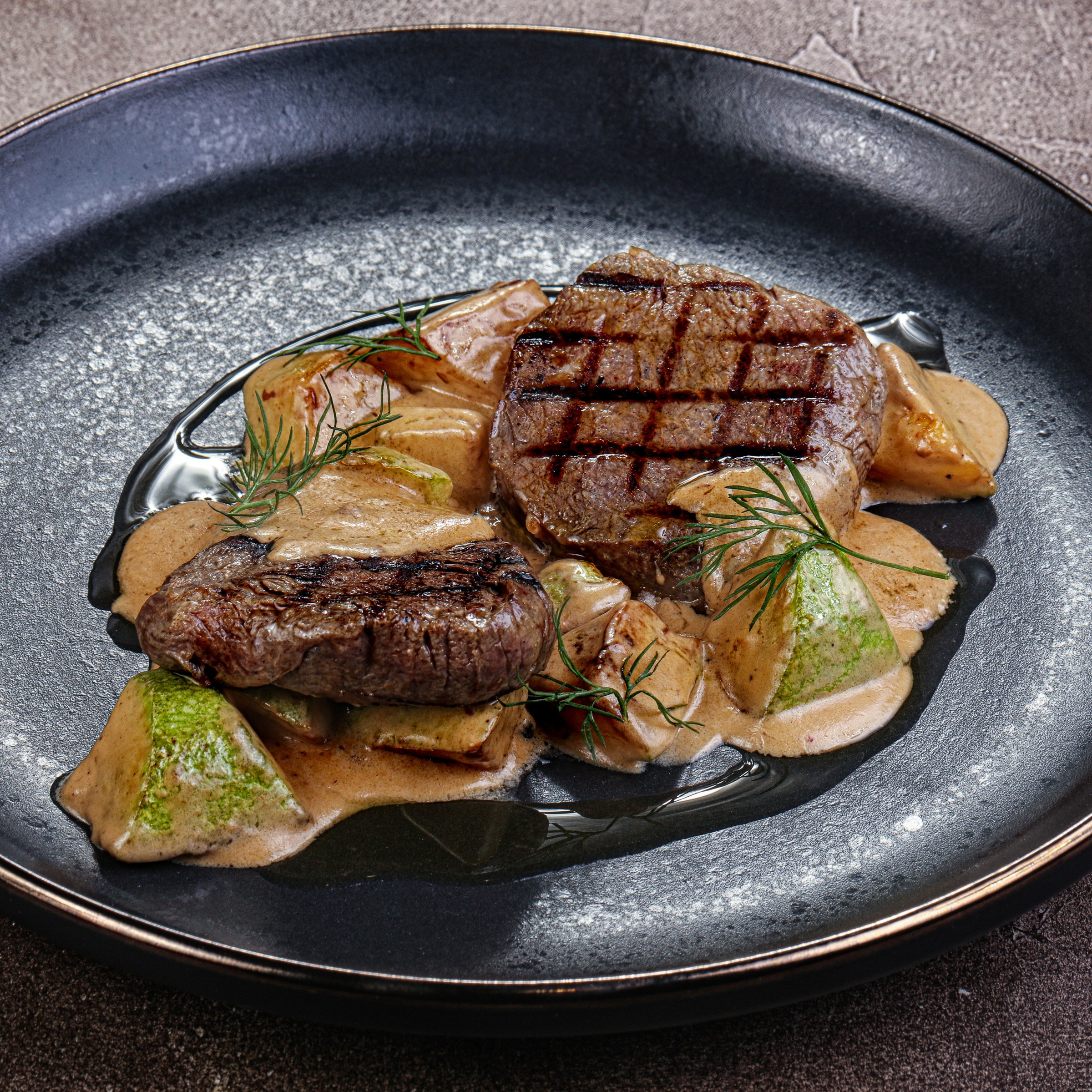 Съемка шашлыков и стейков. Фуд-фотограф Андрей Старостин — съемка еды в Москве. 9000 руб. в час