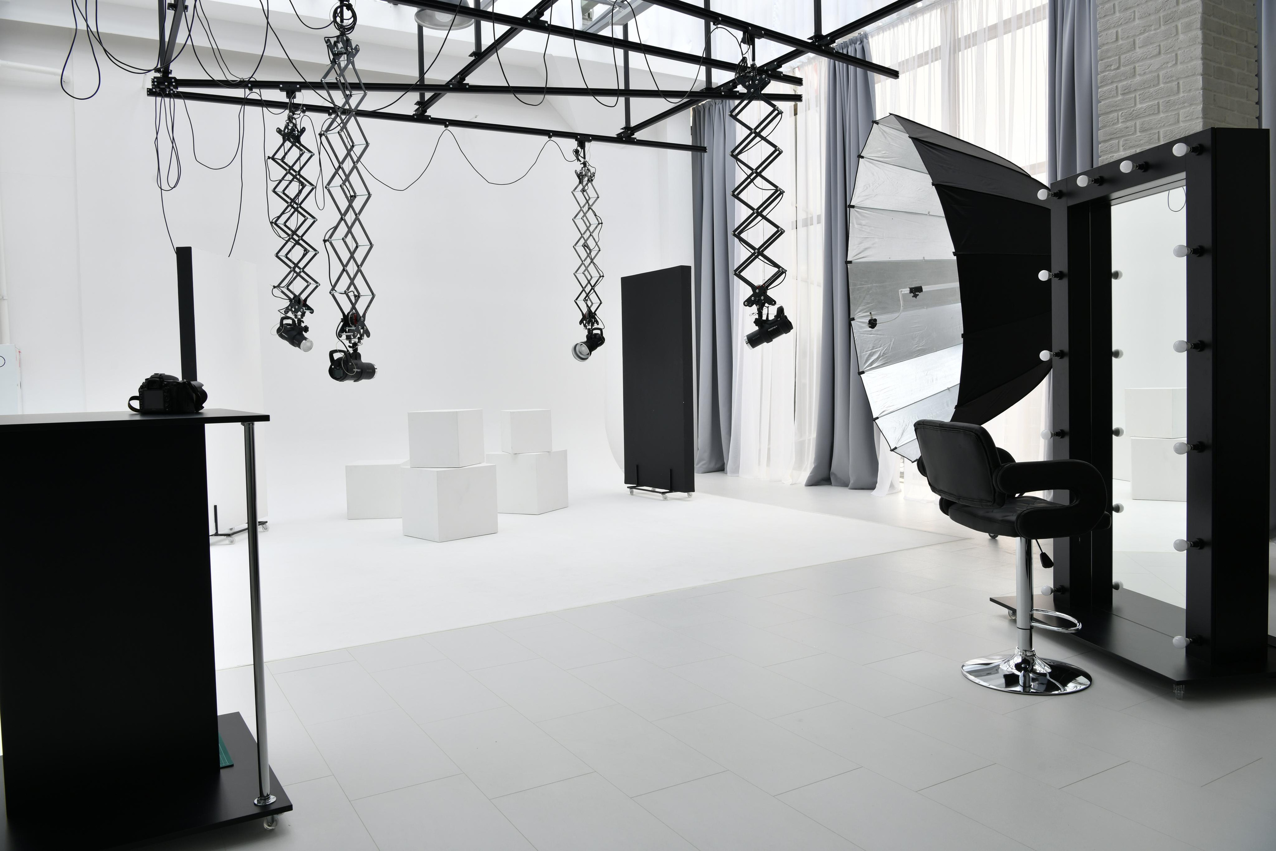 Фотостудия для коммерческих съёмок. Аренда зала. Циклорама. бронь зла , естественный свет, студийный свет, каталожная фотосьемка иваново, каталожка иваново, индивидуальные фотосесии иваново,