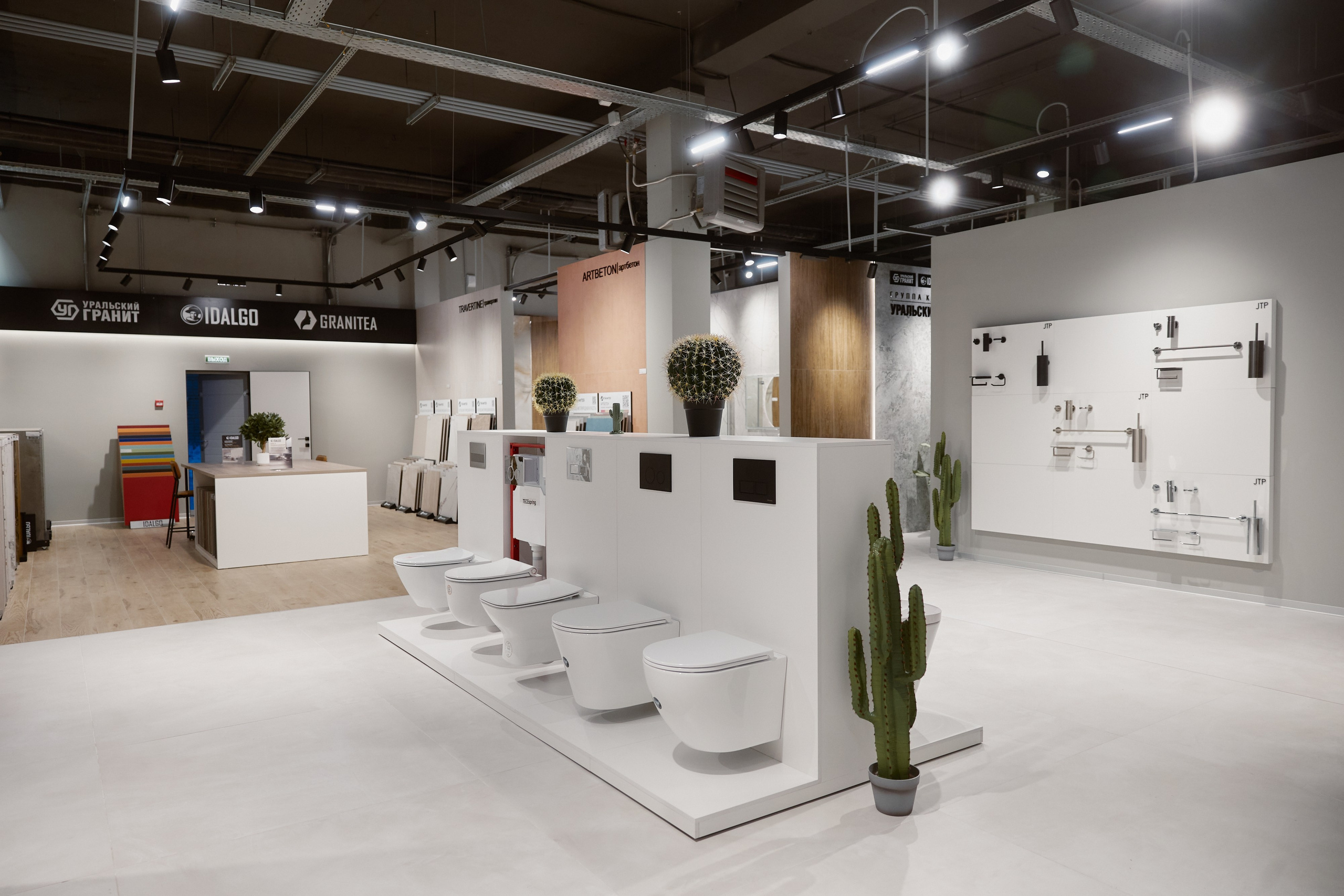 X15 Showroom. ФОТОГРАФ НА МЕРОПРИЯТИЕ ОТ СОЛЬ МЕДИА PRODUCTION