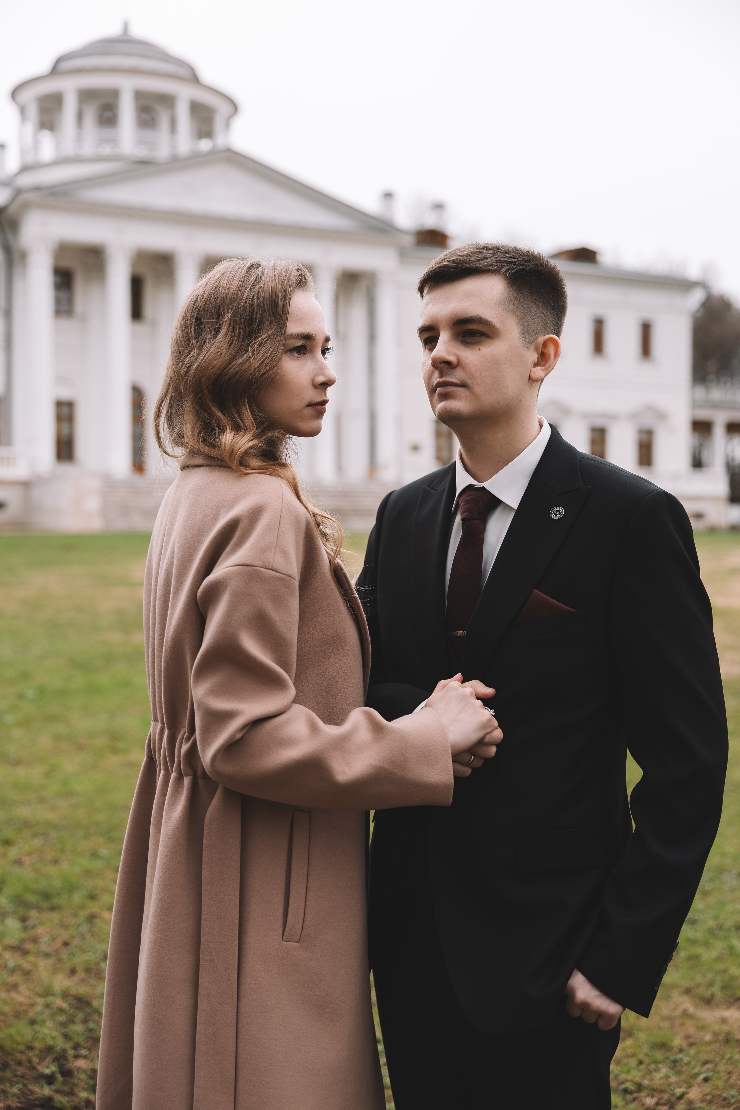 Свадебная фотосессия в Усадьбе Остафьево. Свадебный фотограф в Москве — Оскар Гелманов