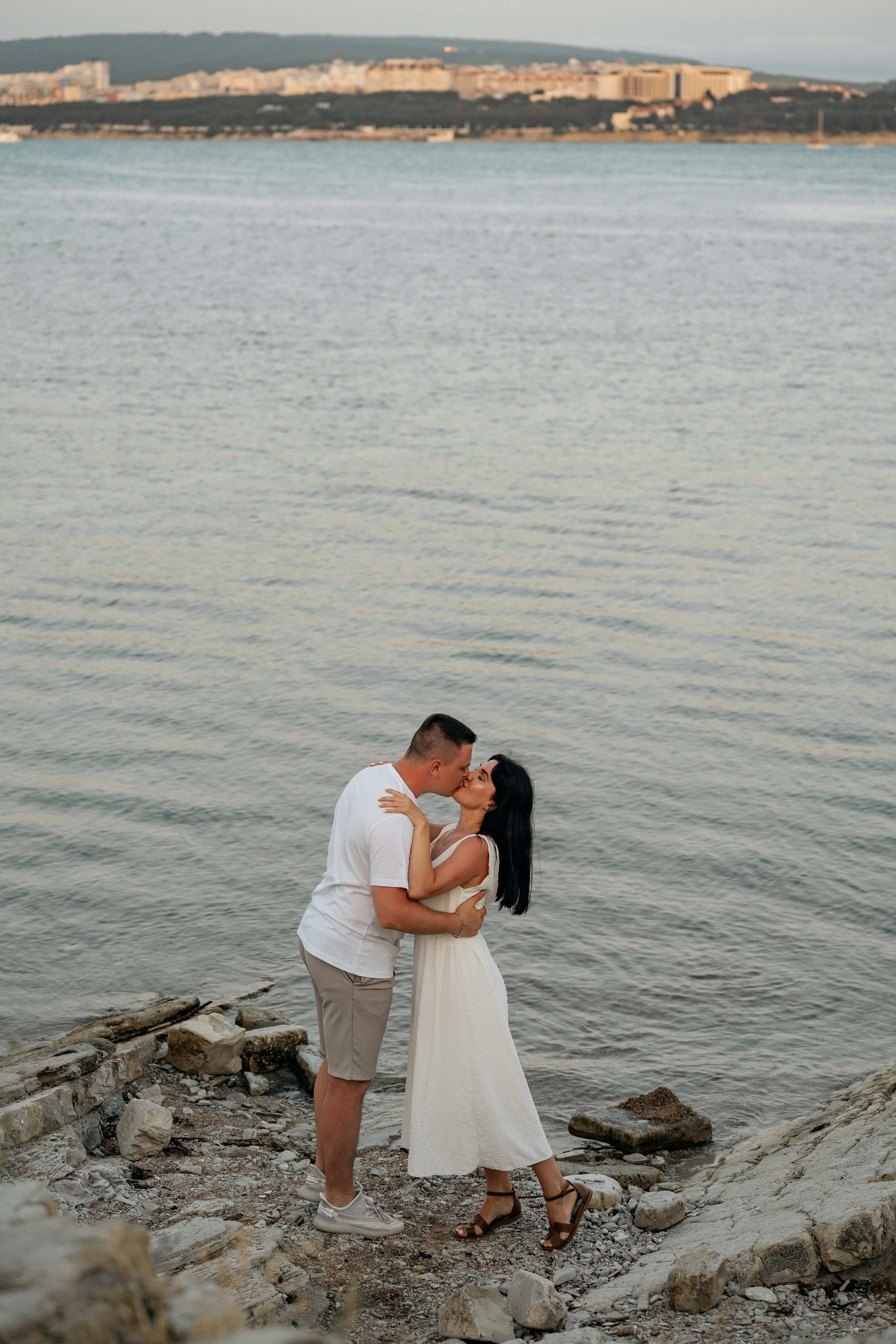 Теплые семейные портреты от фотографа в Геленджике – эмоции в каждом кадре