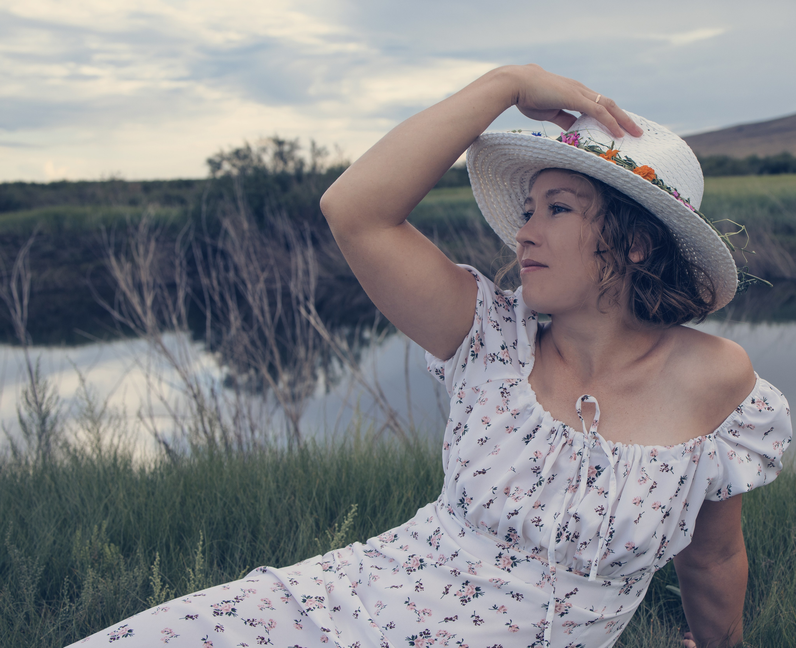 Анастасия, лето, озеро…. Фотограф Юлия Левандовская, п.Ясногорск