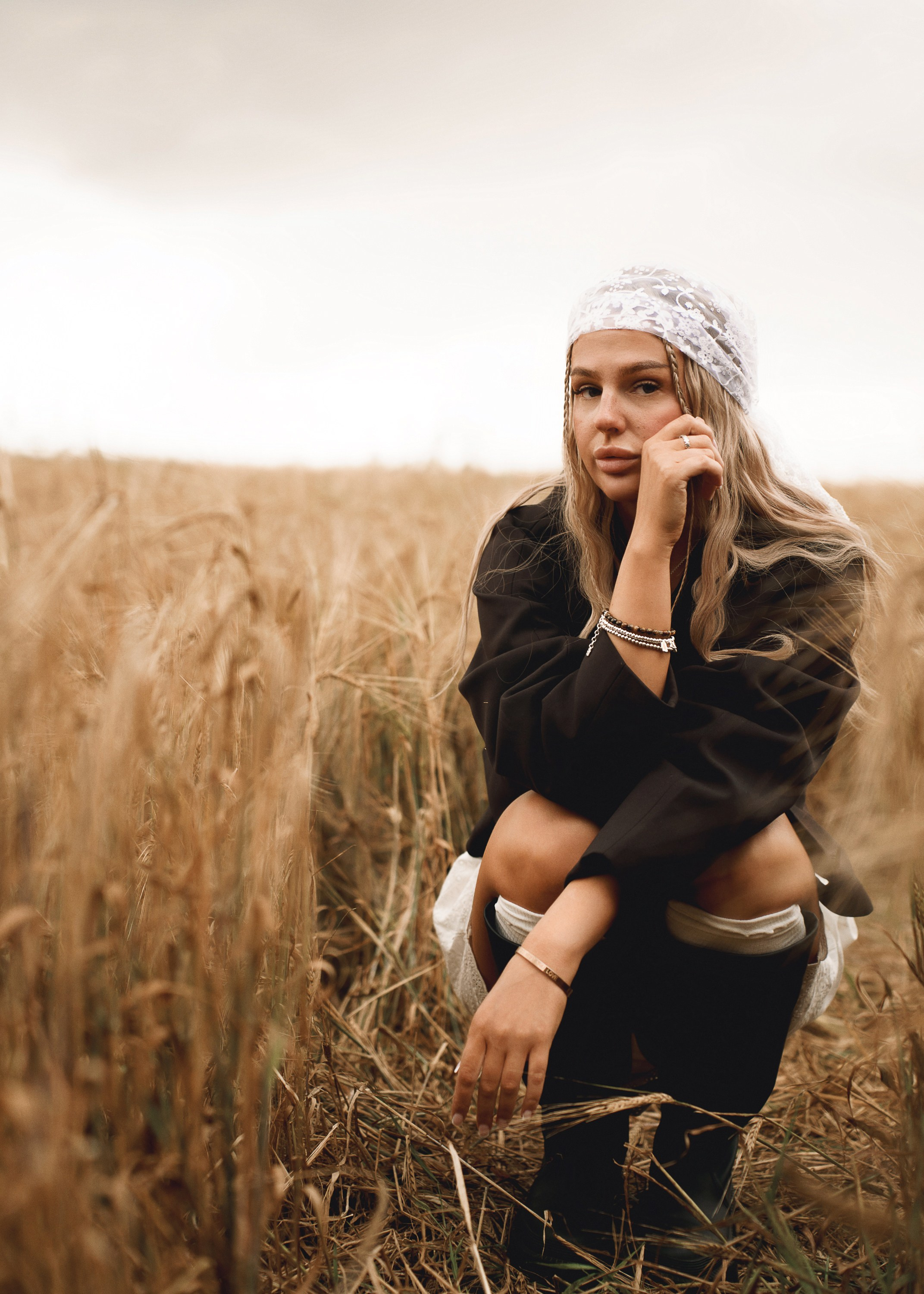 ПОЛЕ. Женский портрет