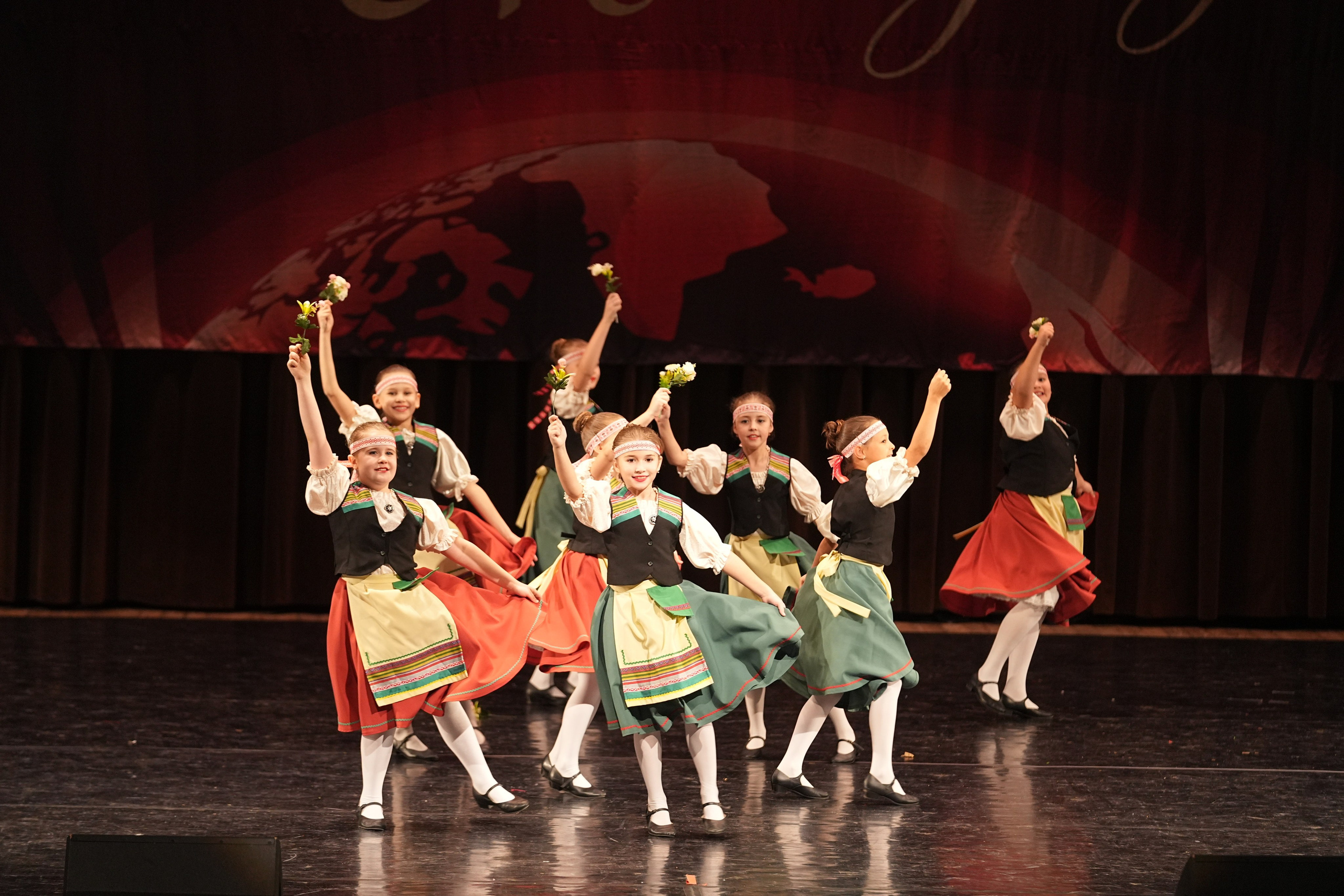 7 декабря, блок 3, г. Москва. Золотое яблочко