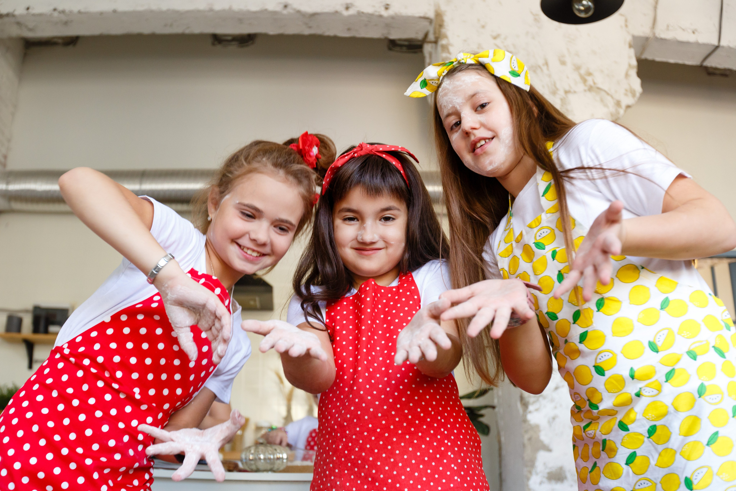 ВЕСЕЛЫЕ ПОВАРЯТА. Выпускные альбомы Красноярск