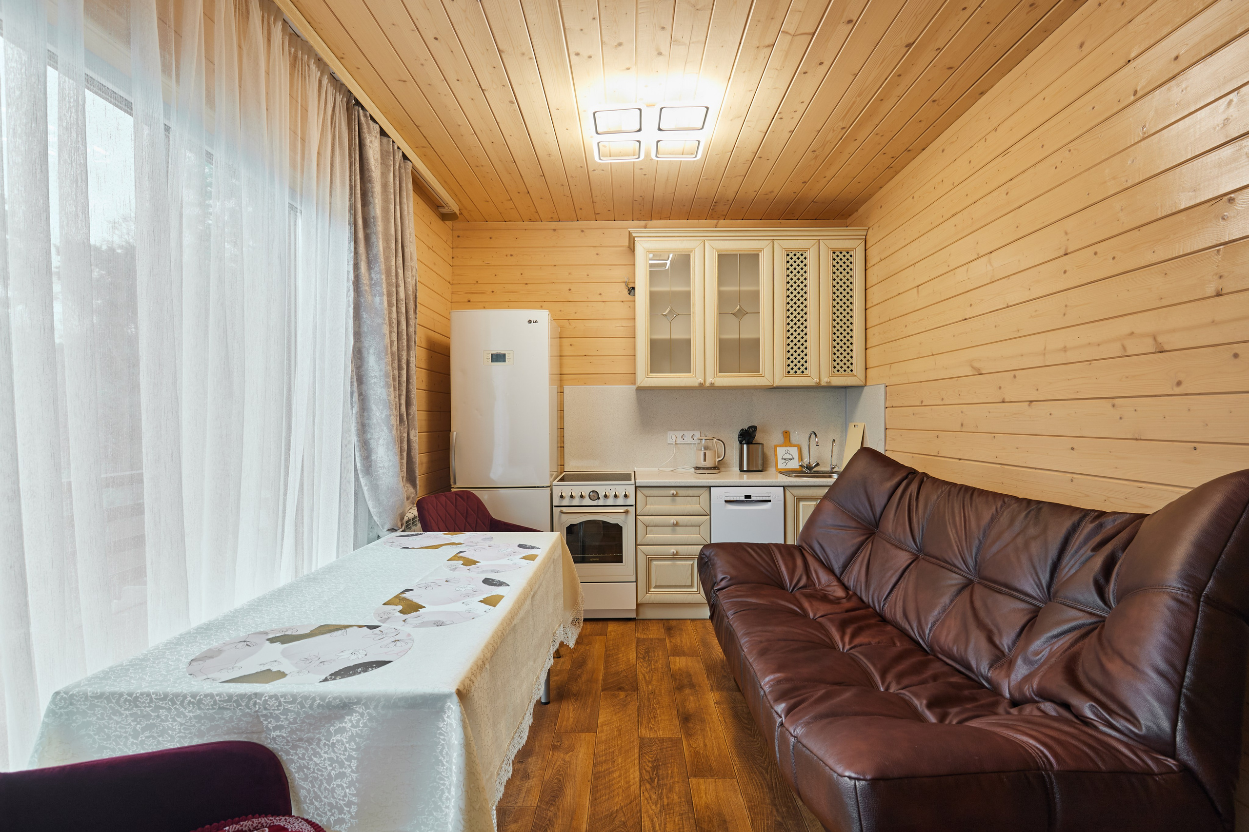 Загородный дом. Фотограф интерьера, мебели и портрета в Санкт-Петербурге