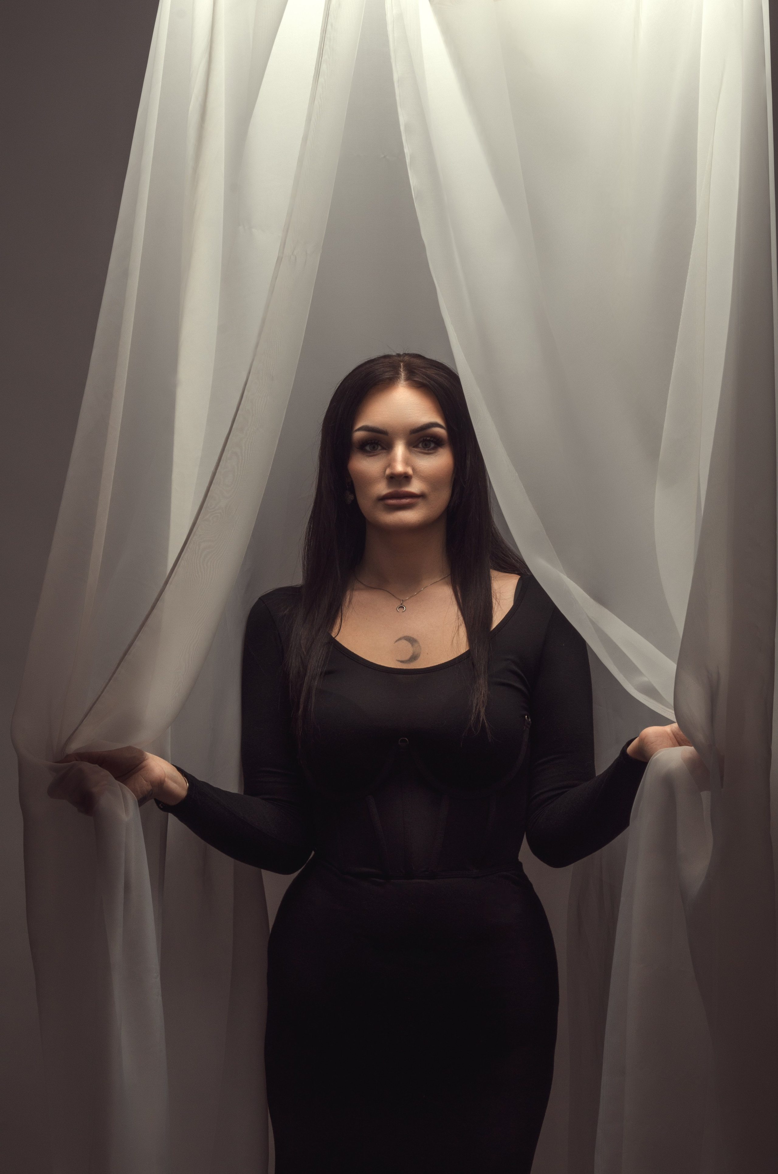 Съемки в студии. Индивидуальные, семейные, студийные съемки в Серпухове и за пределами