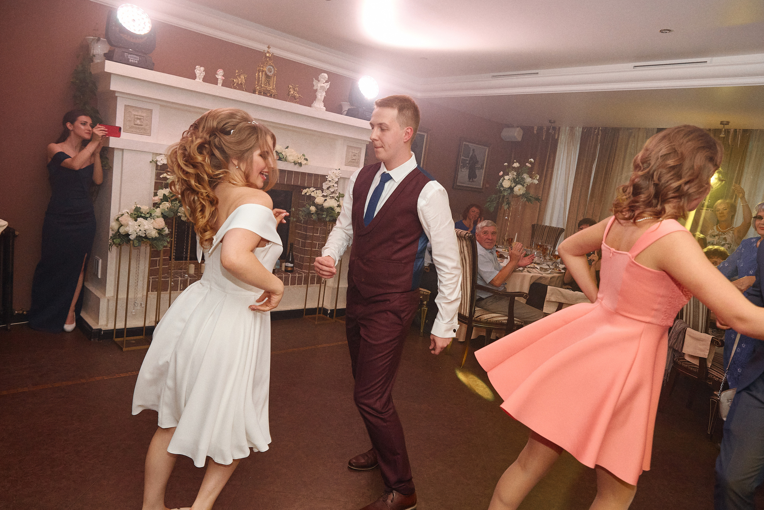 Свадебная съёмка в Нижнем Новгороде. Свадебный фотограф Антон Артюшин. Работаю в Нижнем Новгороде и Москве