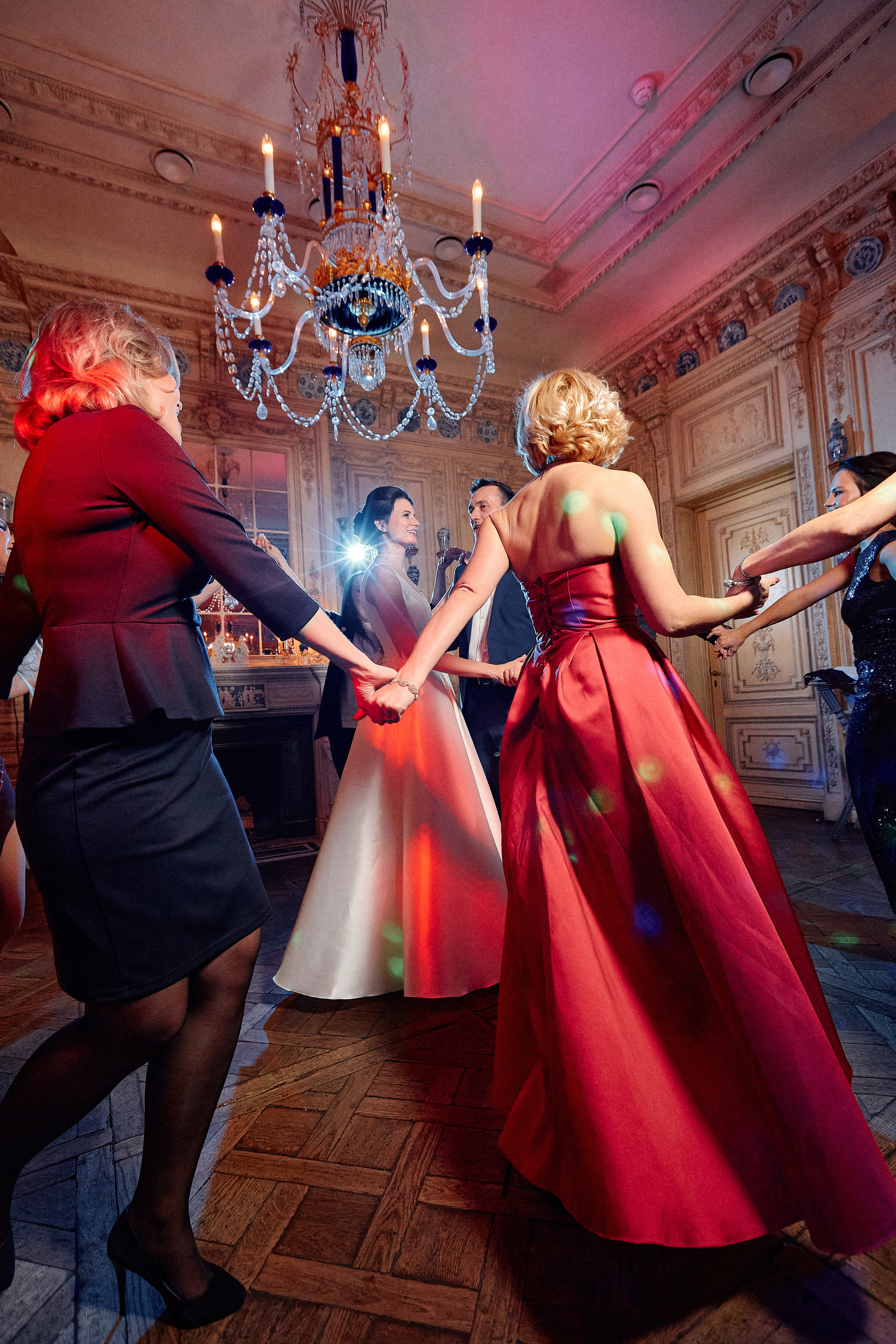 Свадебная съёмка в Москве. Свадебный фотограф Антон Артюшин. Работаю в Нижнем Новгороде и Москве