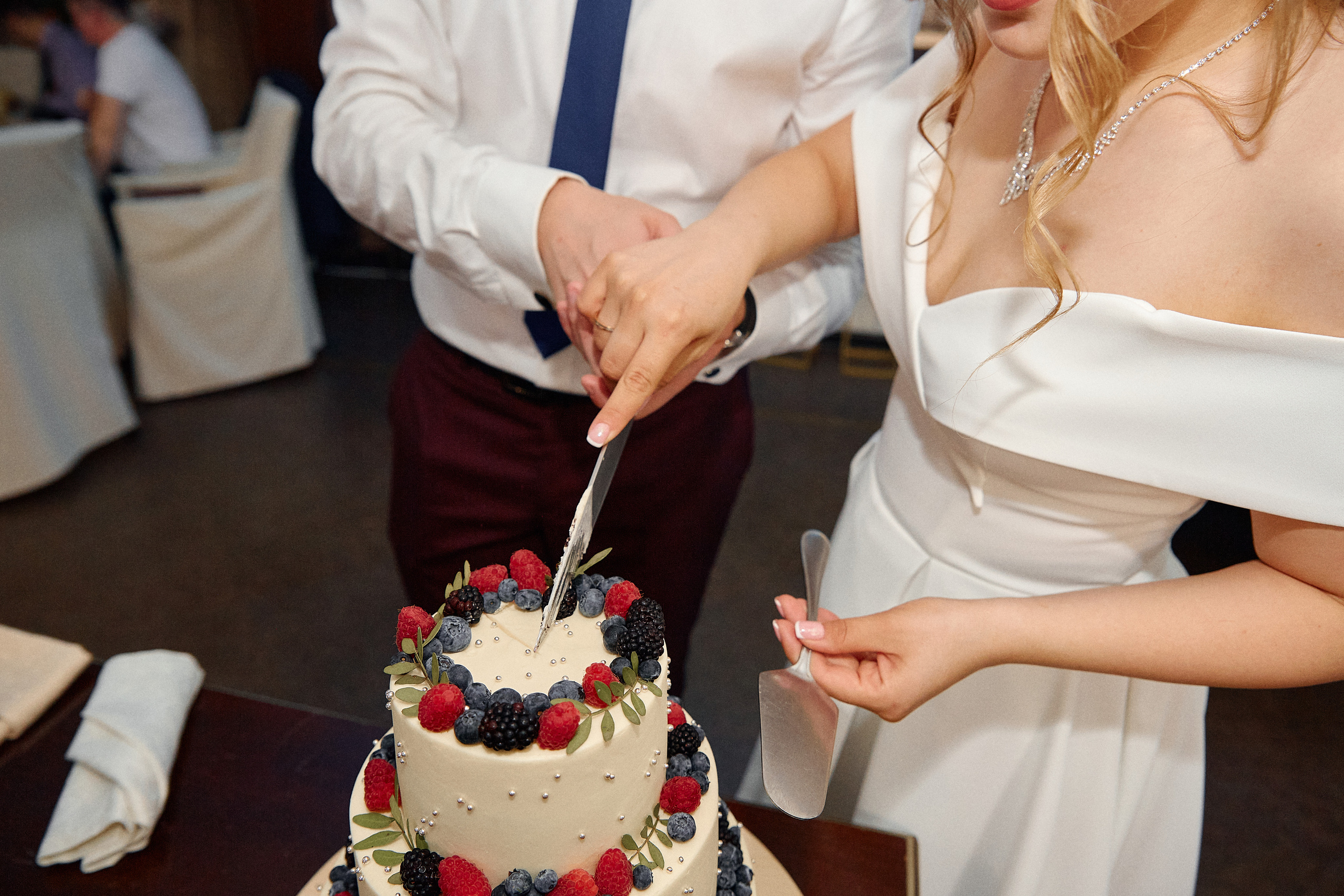 Свадебная съёмка в Нижнем Новгороде. Свадебный фотограф Антон Артюшин. Работаю в Нижнем Новгороде и Москве