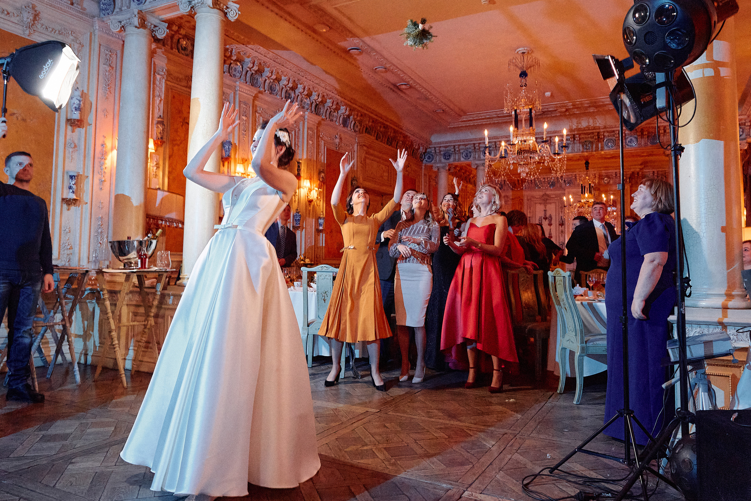 Свадебная съёмка в Москве. Свадебный фотограф Антон Артюшин. Работаю в Нижнем Новгороде и Москве