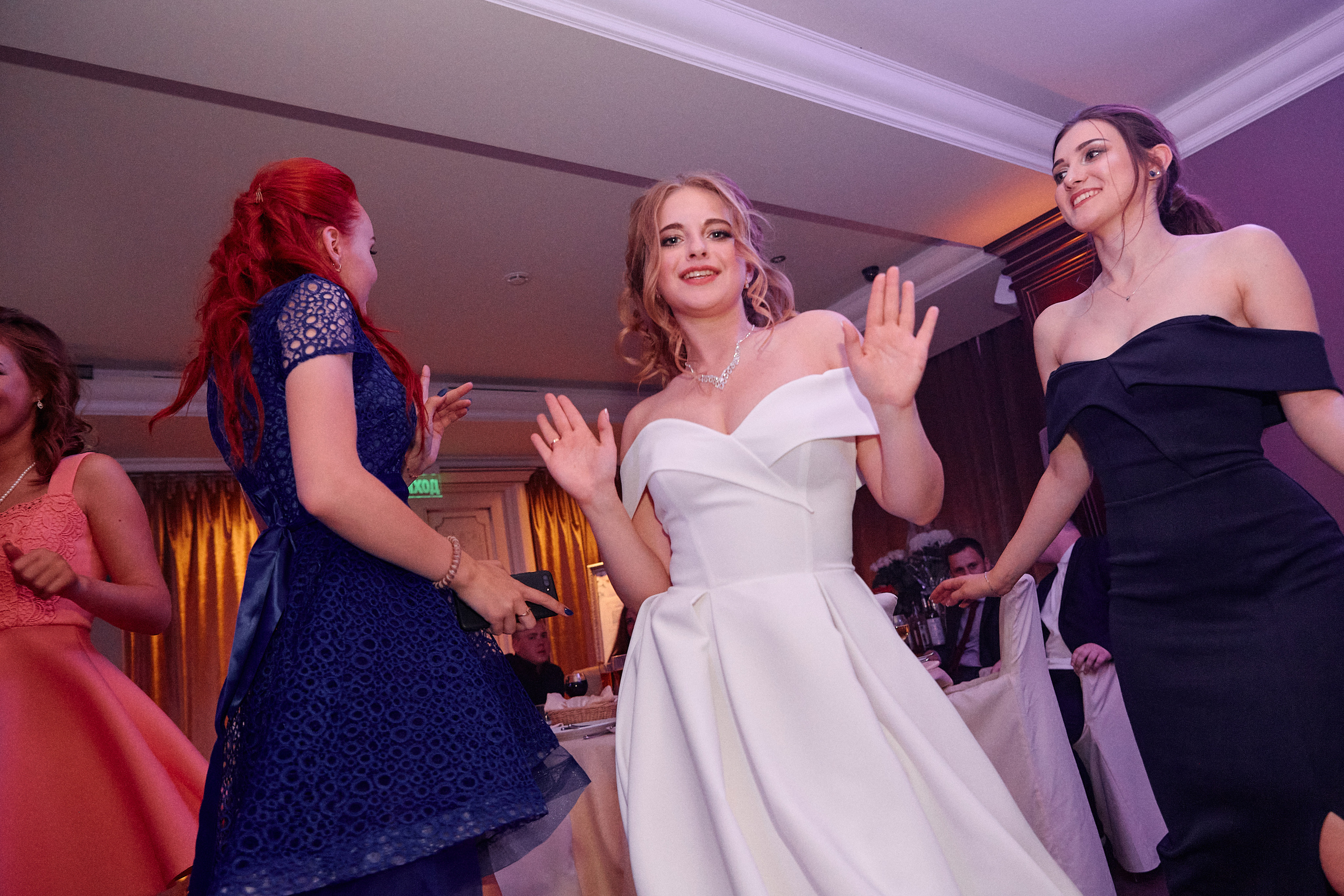 Свадебная съёмка в Нижнем Новгороде. Свадебный фотограф Антон Артюшин. Работаю в Нижнем Новгороде и Москве