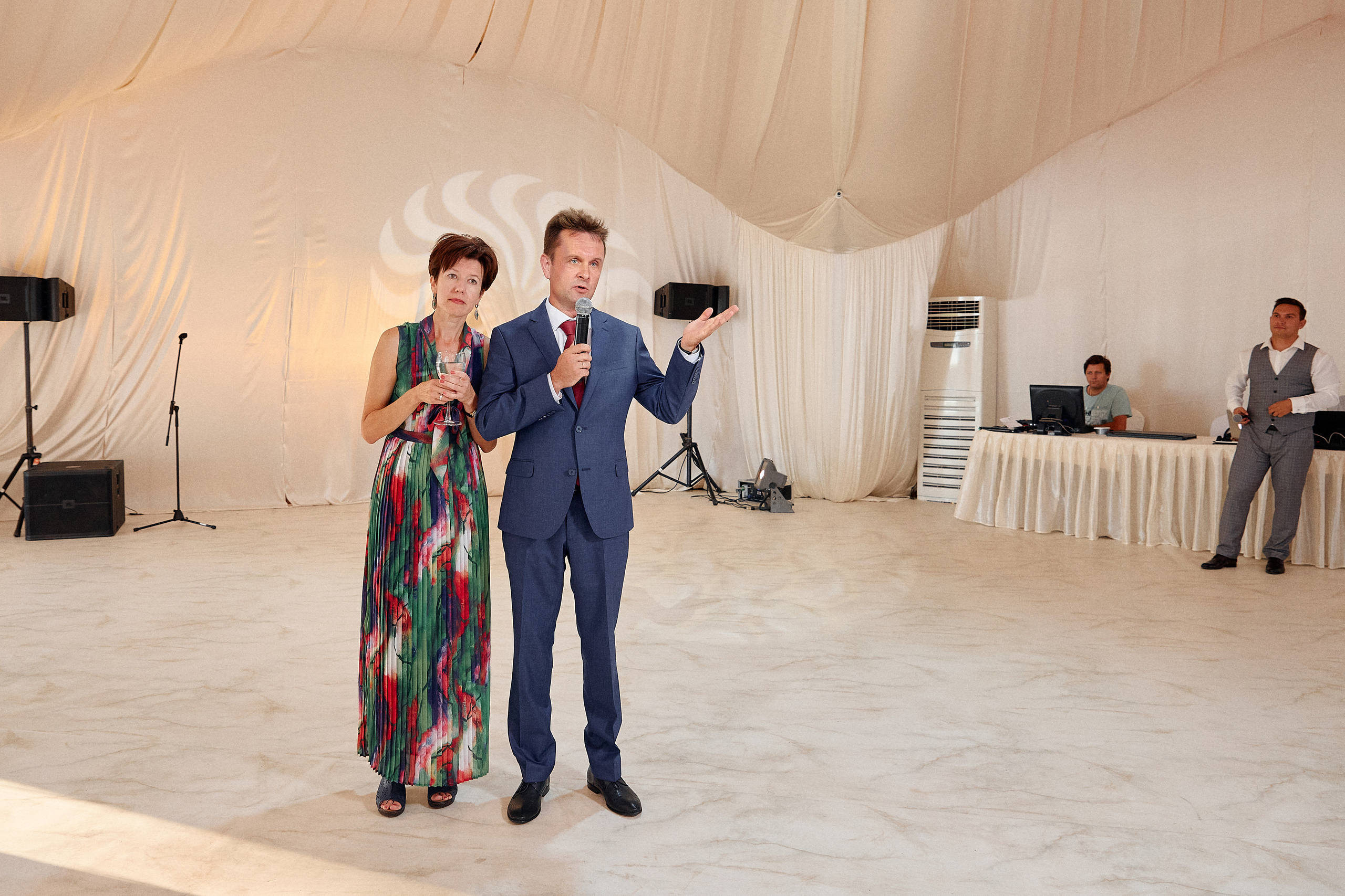 Съёмка летней свадьбы. Свадебный фотограф Антон Артюшин. Работаю в Нижнем Новгороде и Москве