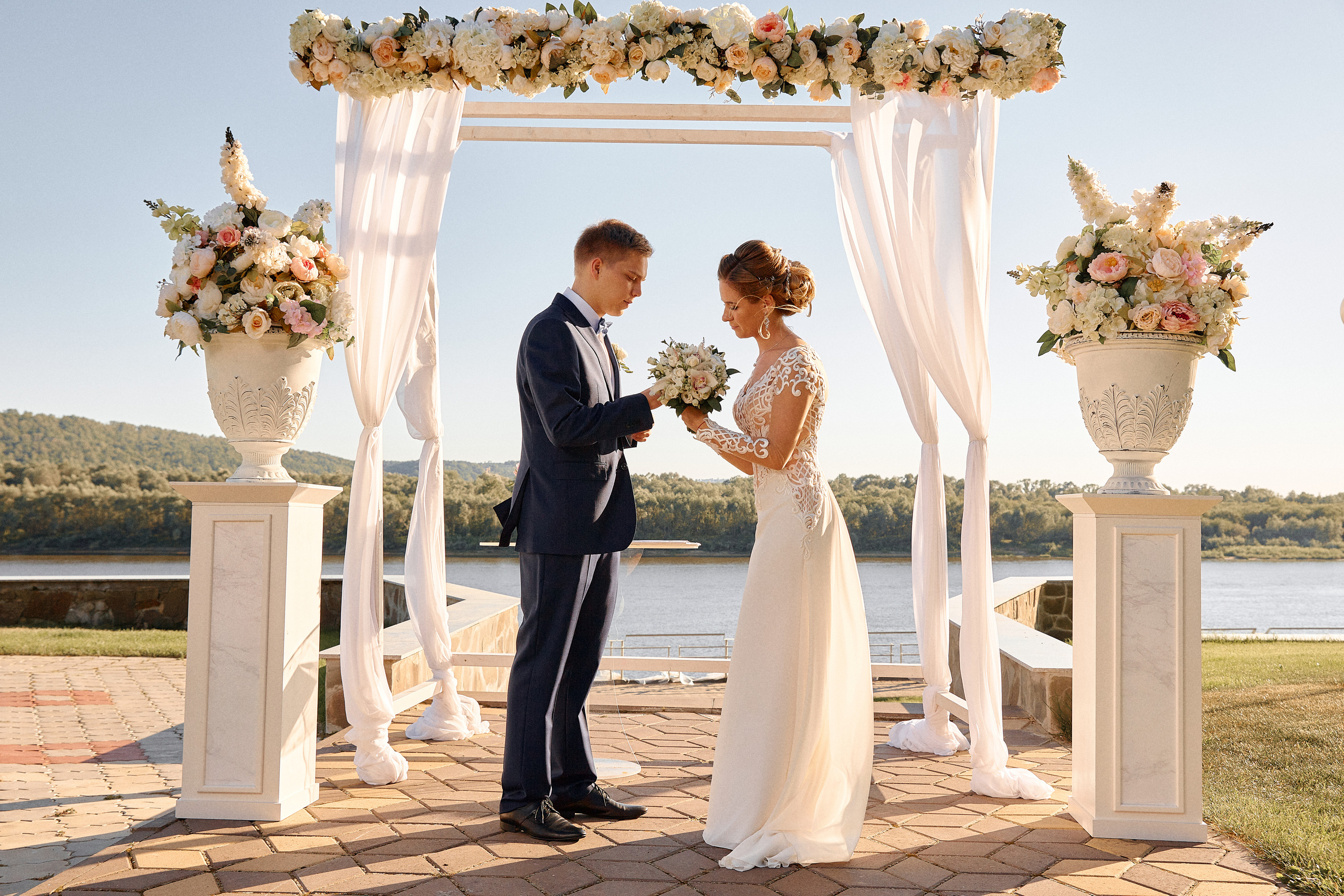 Съёмка летней свадьбы. Свадебный фотограф Антон Артюшин. Работаю в Нижнем Новгороде и Москве