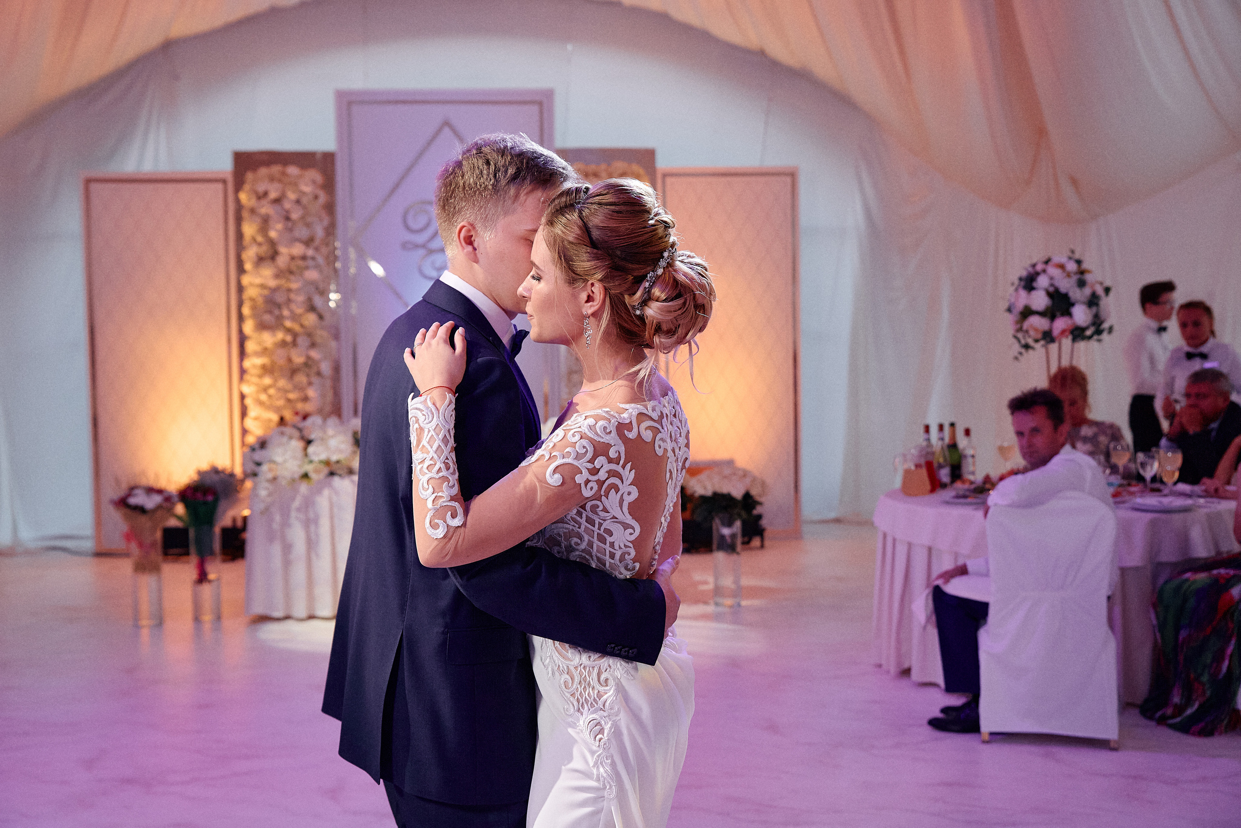 Съёмка летней свадьбы. Свадебный фотограф Антон Артюшин. Работаю в Нижнем Новгороде и Москве