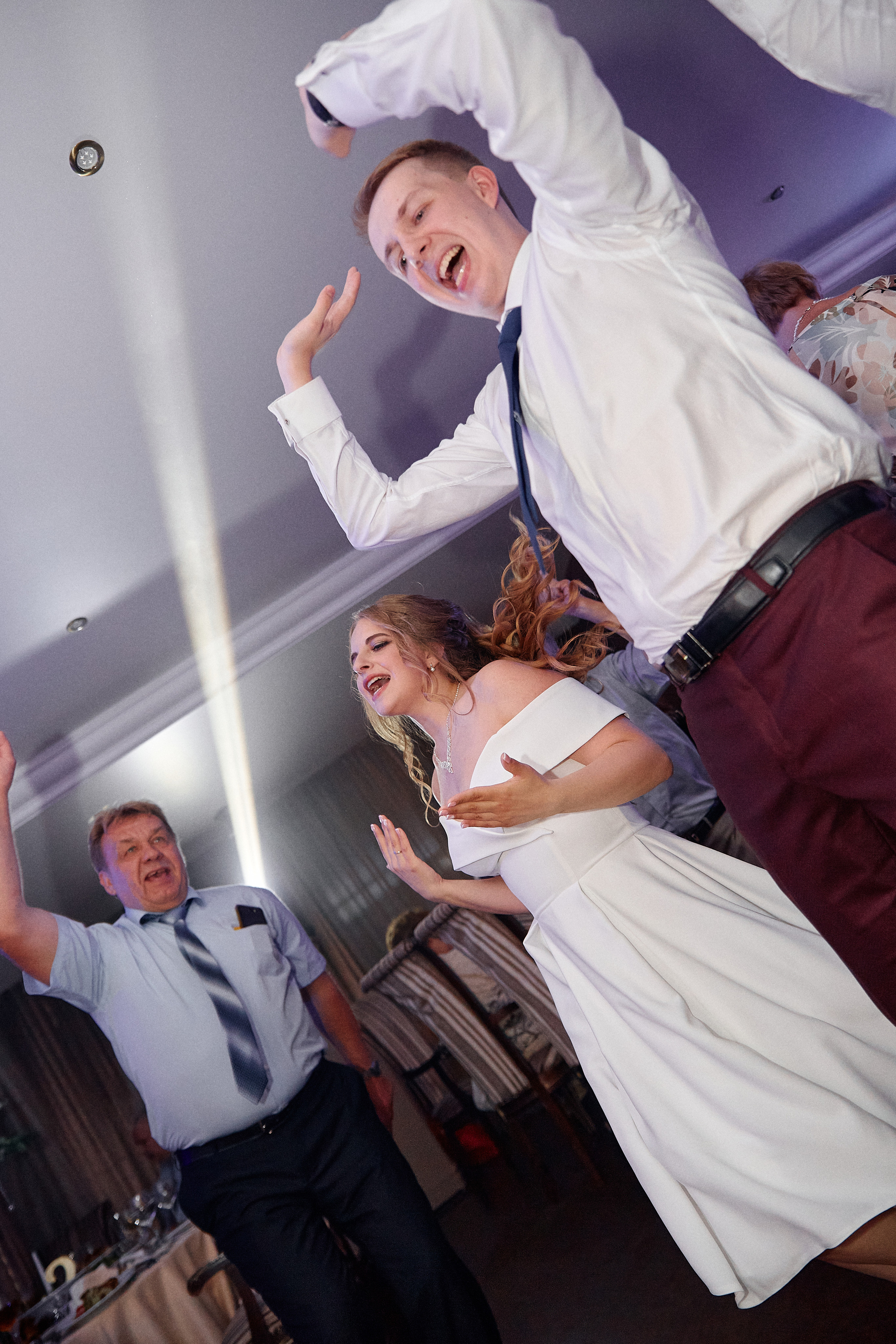 Свадебная съёмка в Нижнем Новгороде. Свадебный фотограф Антон Артюшин. Работаю в Нижнем Новгороде и Москве